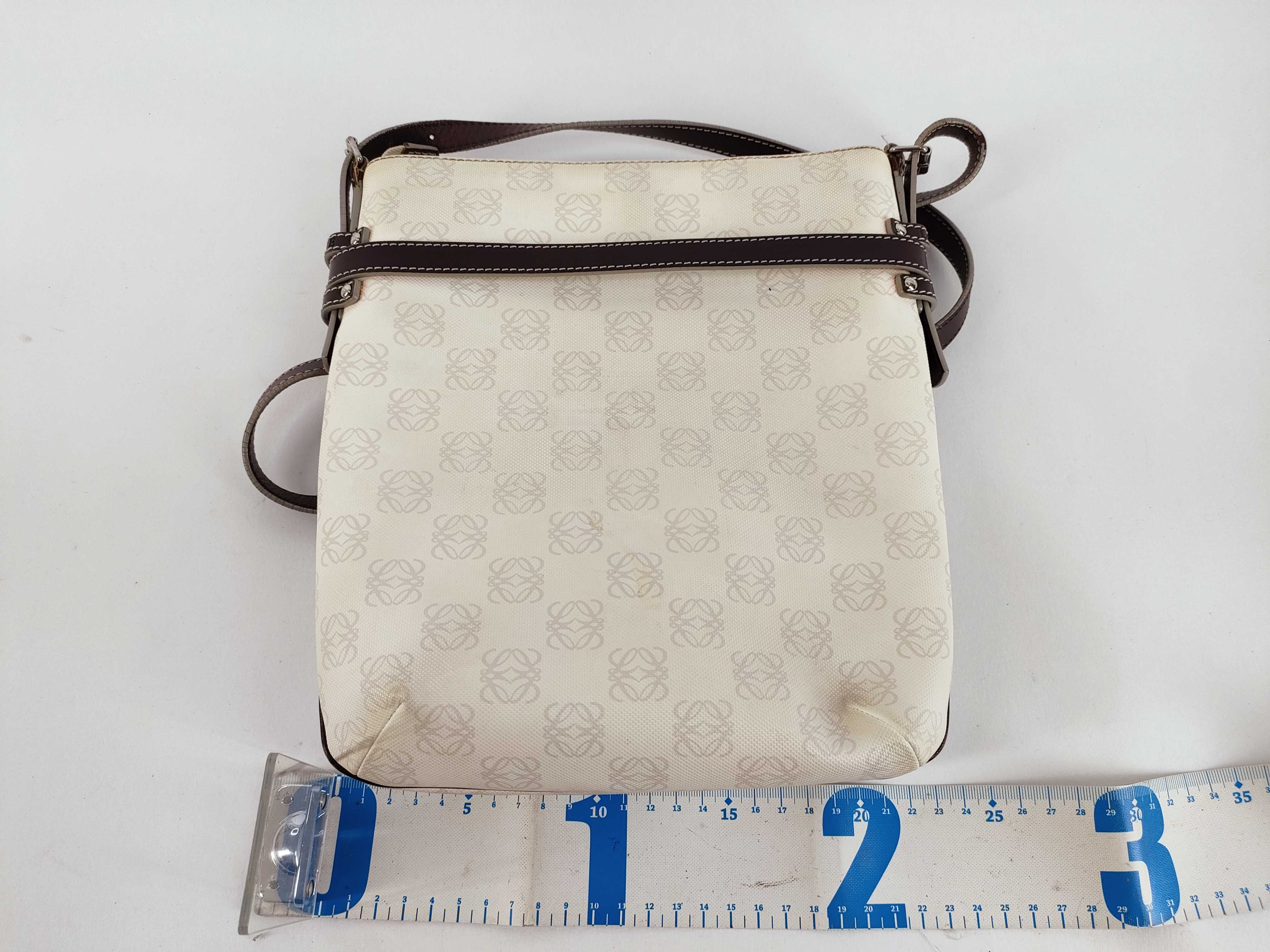 Repeat Anagram Shoulder Bag Leather Shoulder Bag — view 2