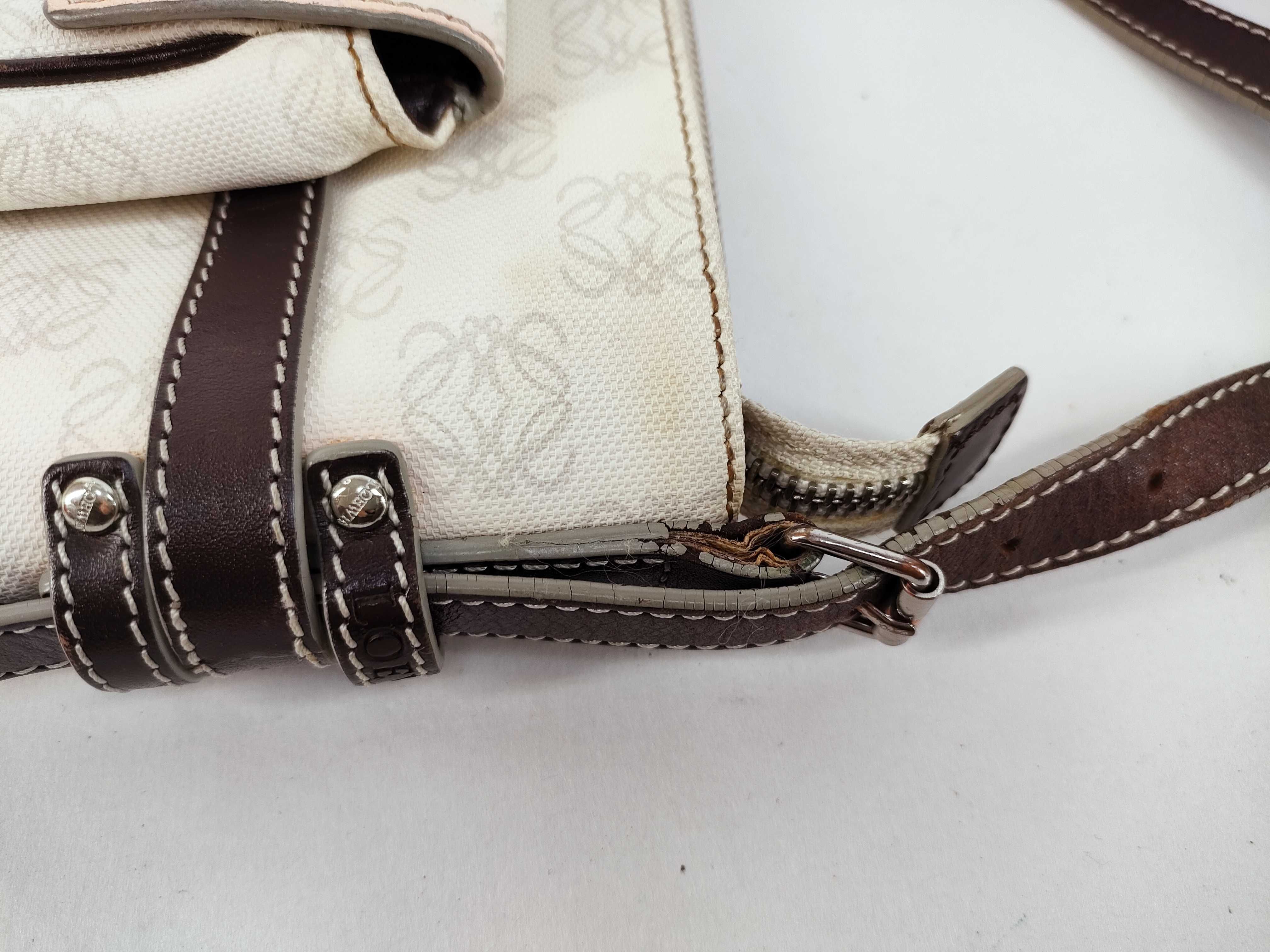 Repeat Anagram Shoulder Bag Leather Shoulder Bag — view 5