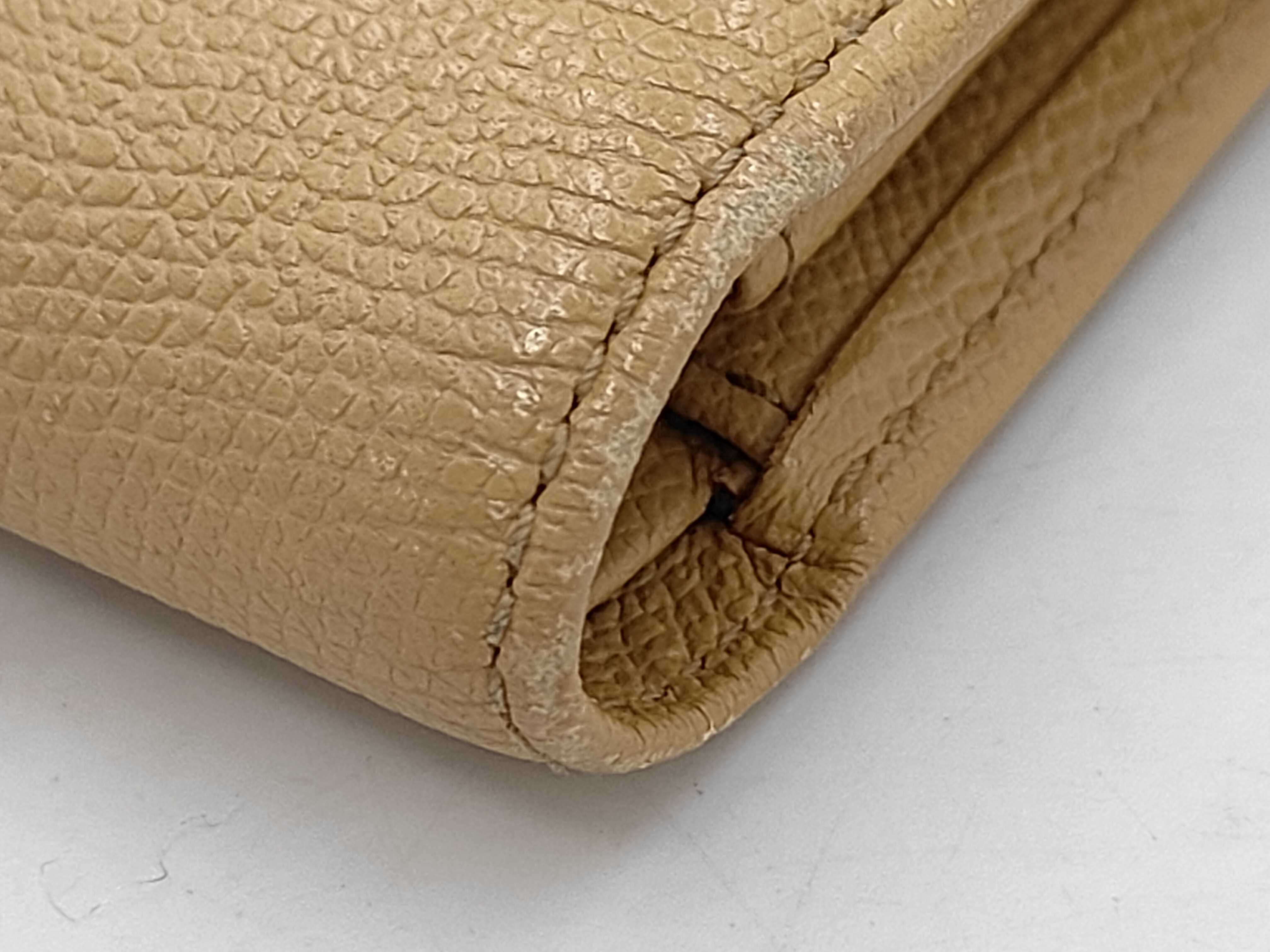 Coco Button Caviar Skin Long Wallet — view 3