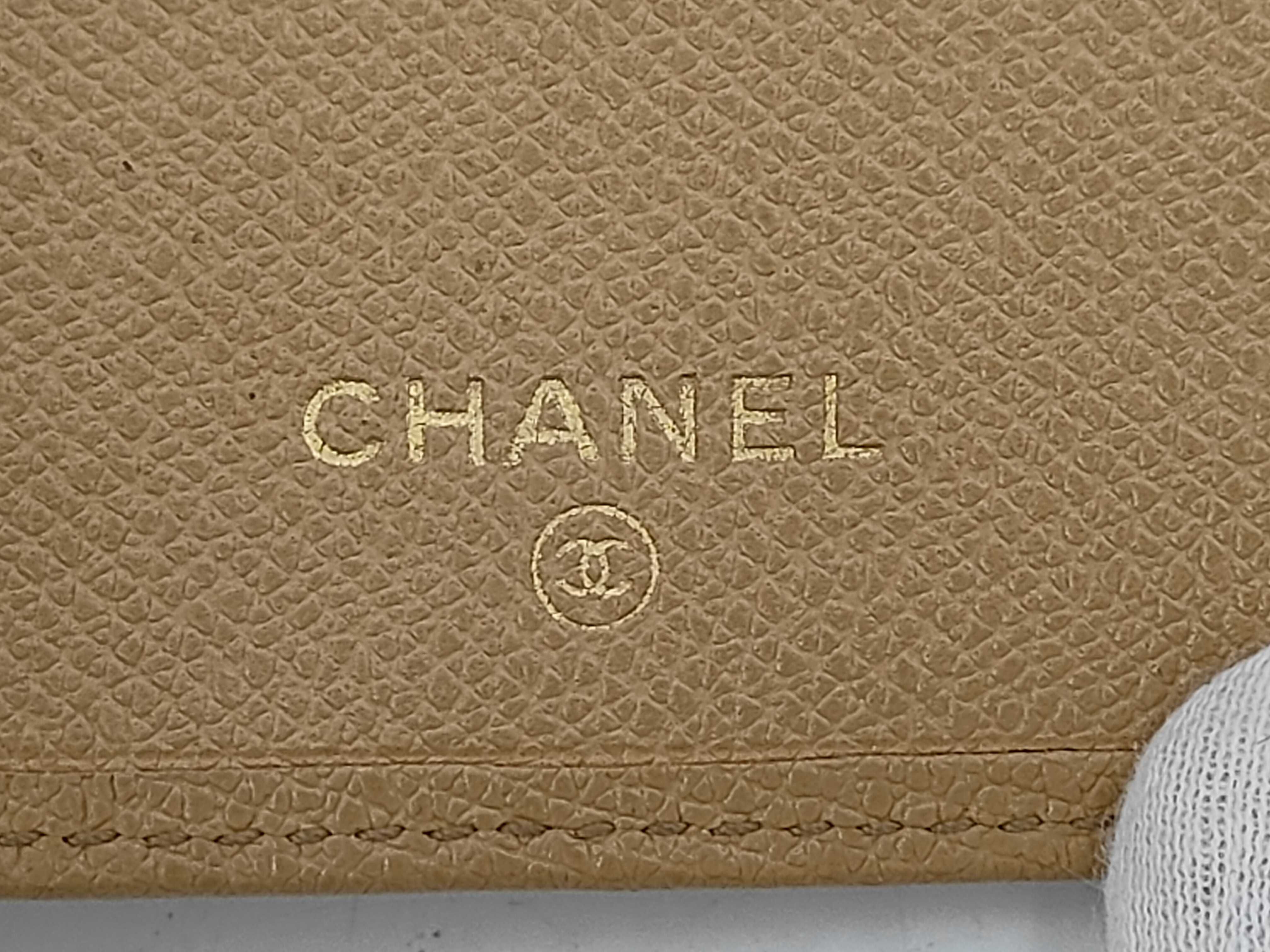Coco Button Caviar Skin Long Wallet — view 5