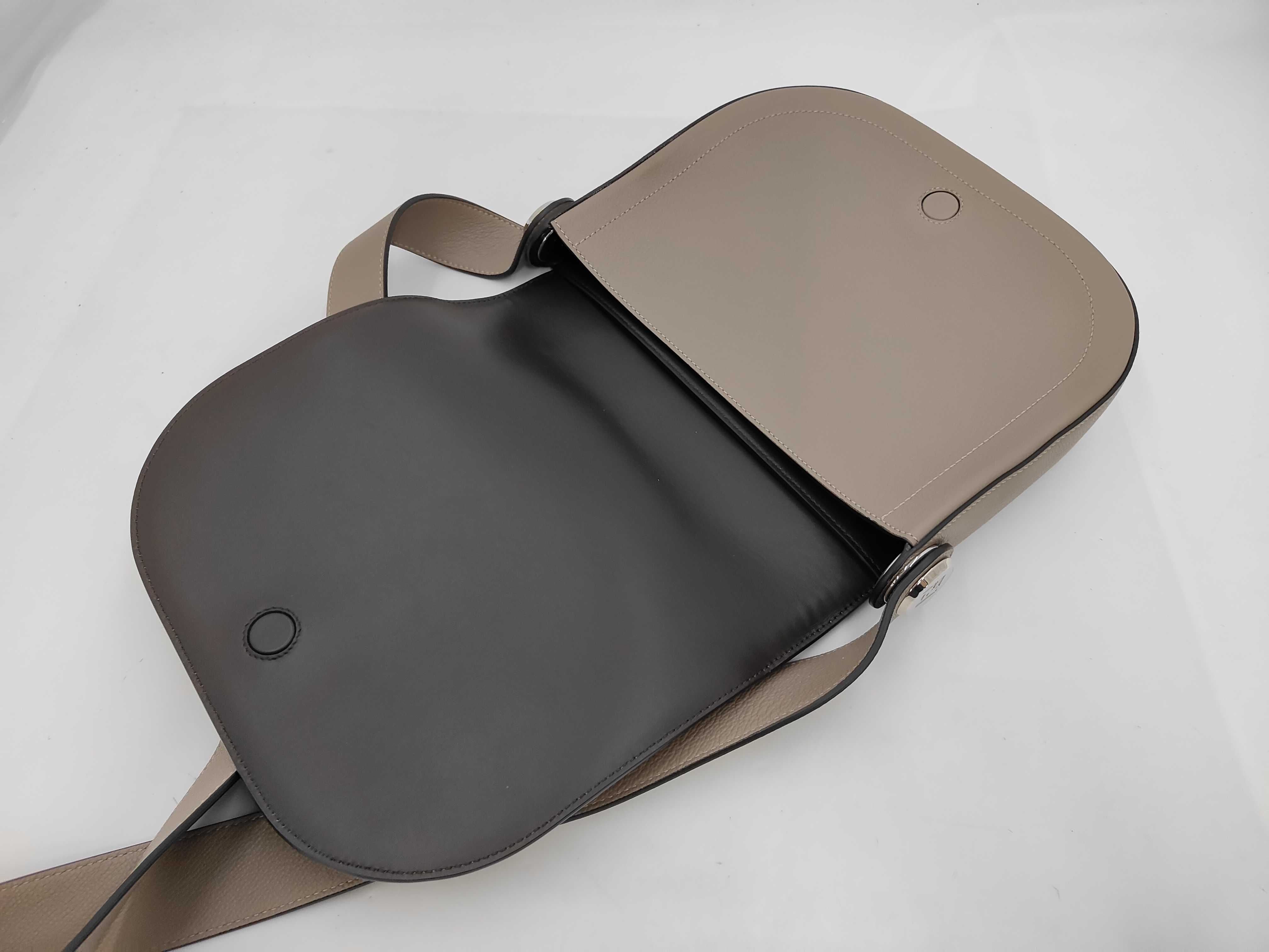 Chiode Shoulder Bag — view 8