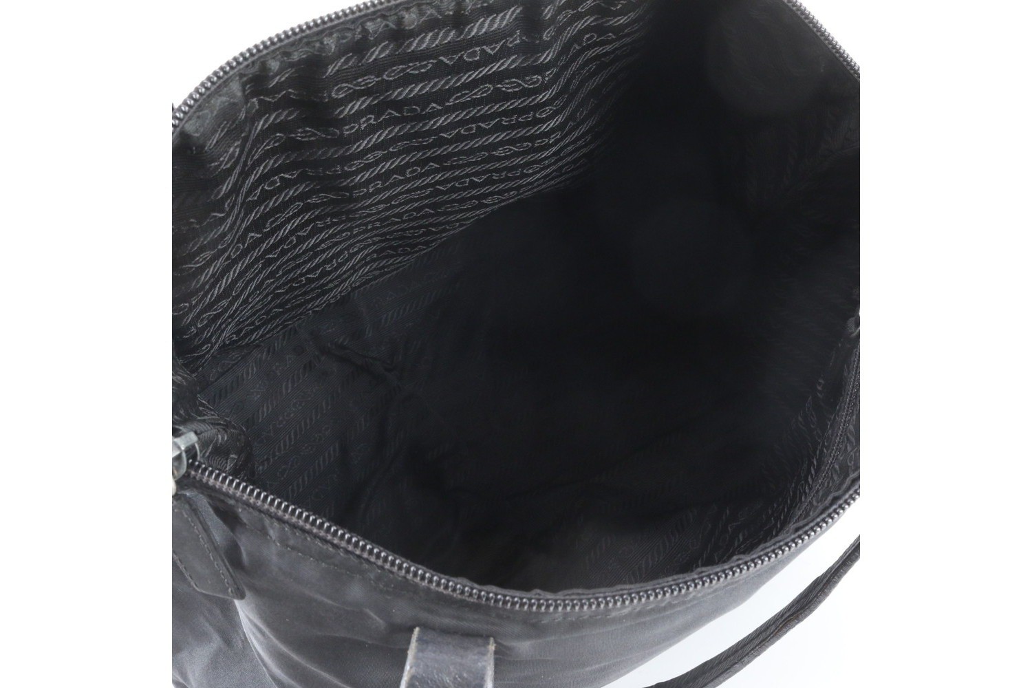 Tesuto Nylon Triangle Logo Leather — view 7