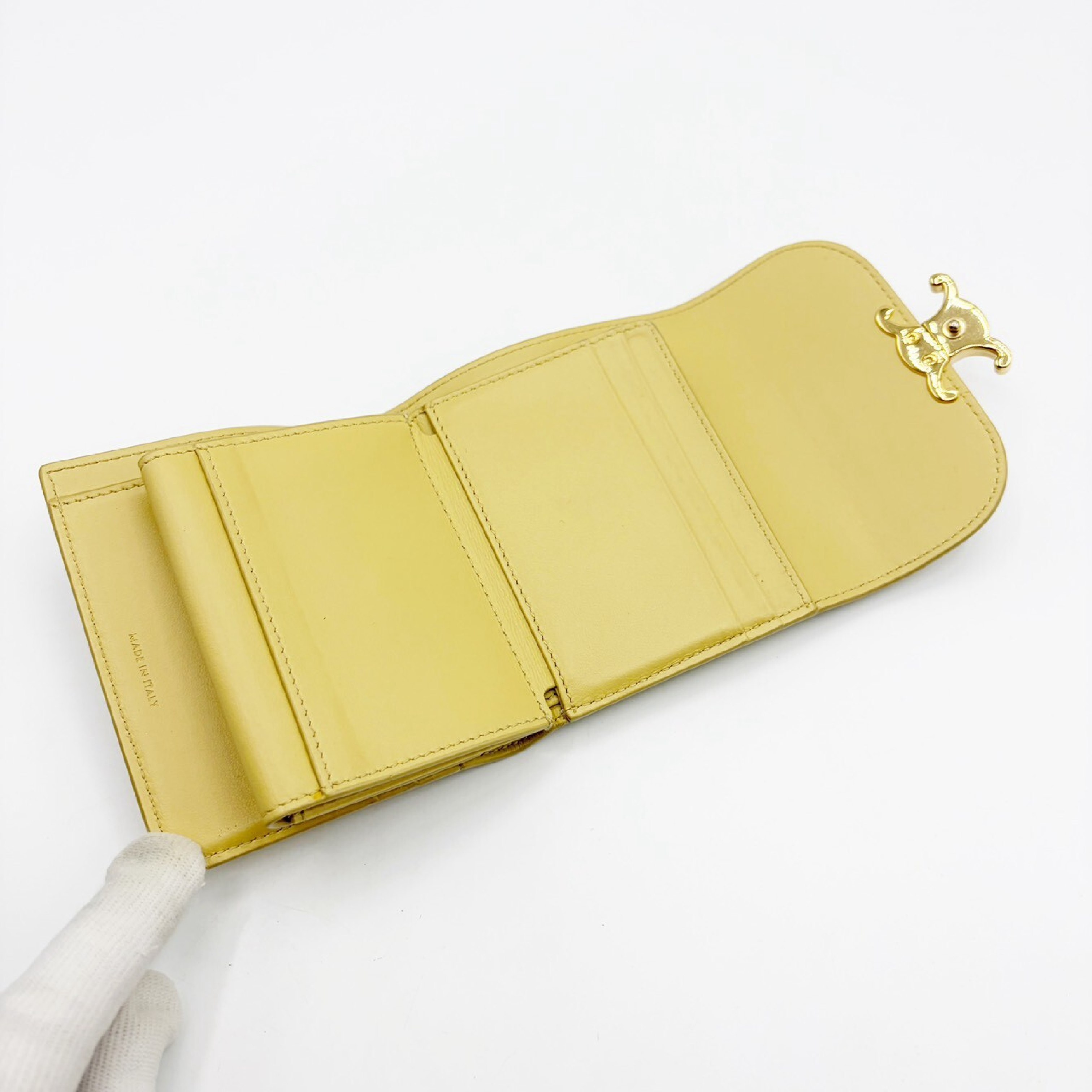 Triomphe Small Wallet, Yellow — view 8