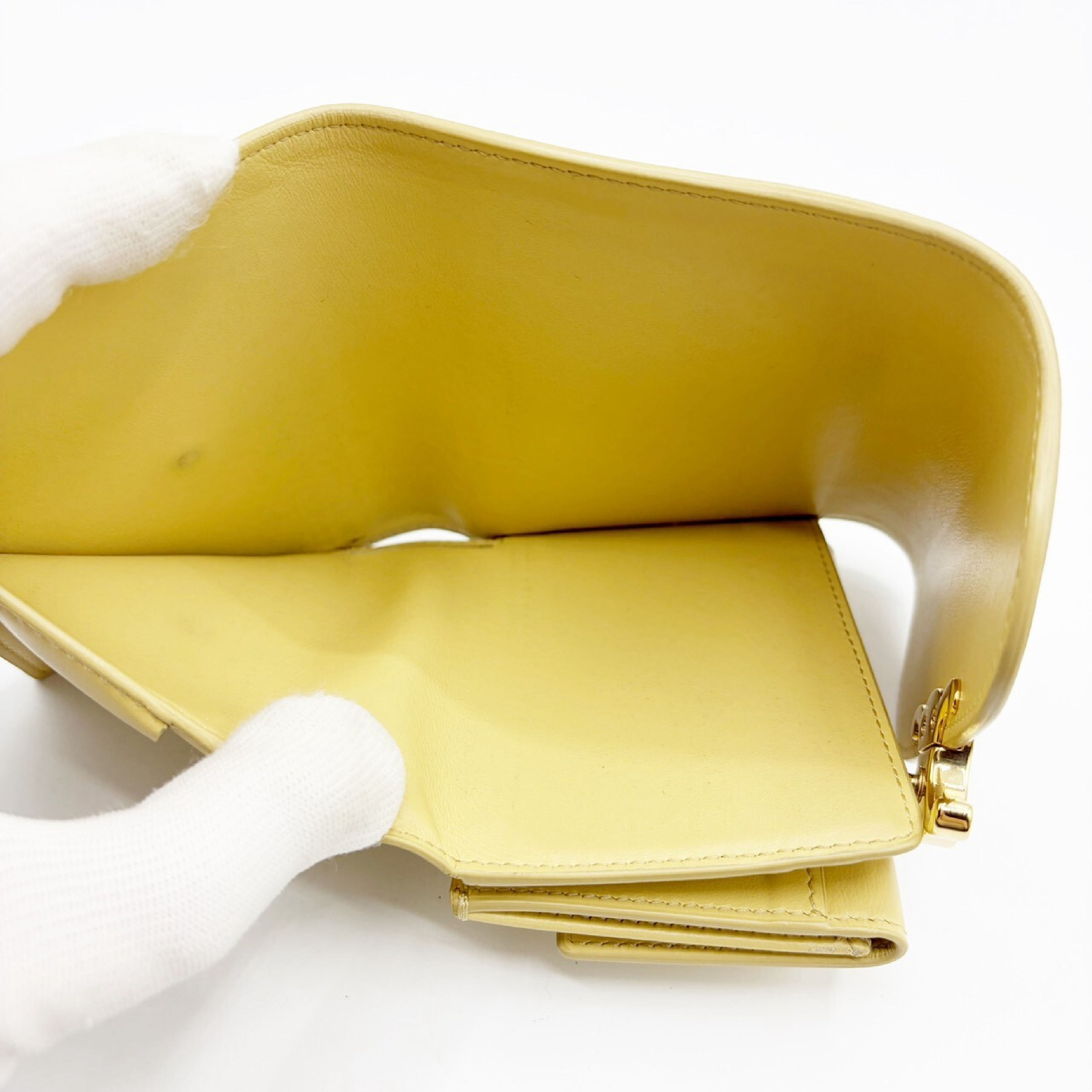 Triomphe Small Wallet, Yellow — view 10