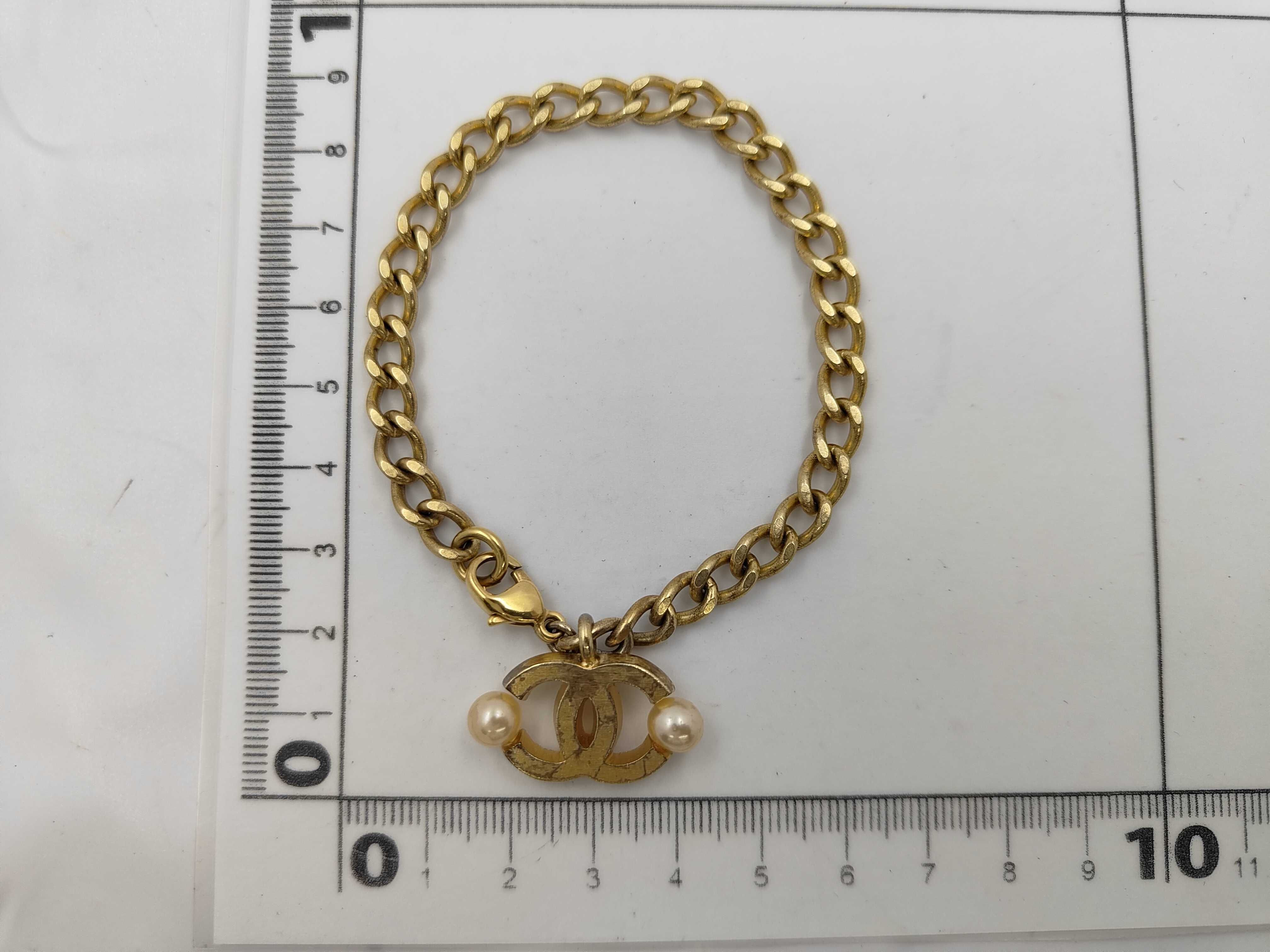 Coco Mark Faux Pearl Bracelet (Bracelet/Bangle) — view 4
