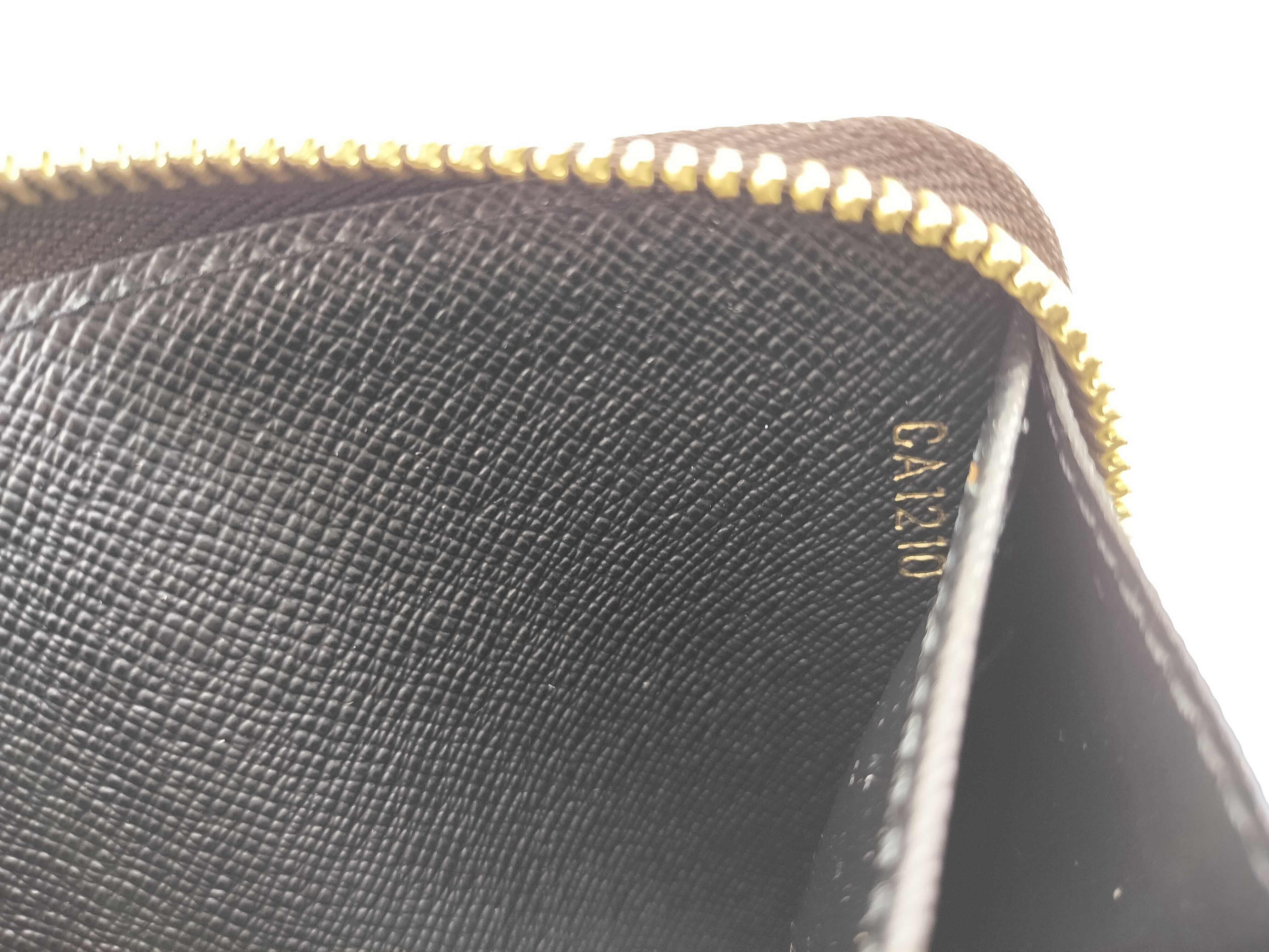 Monogram Giant Reverse Zippy Wallet — view 15