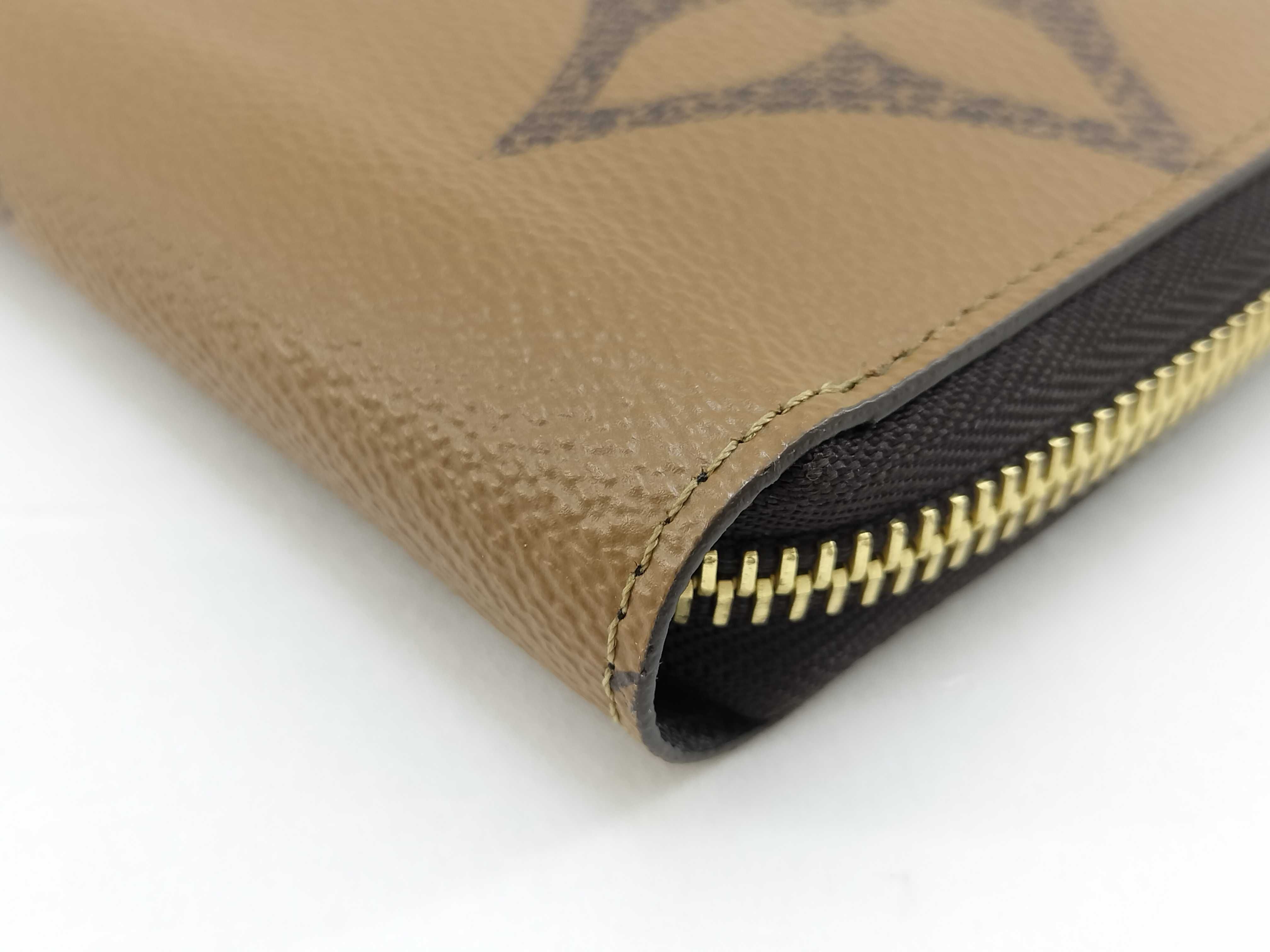 Monogram Giant Reverse Zippy Wallet — view 4