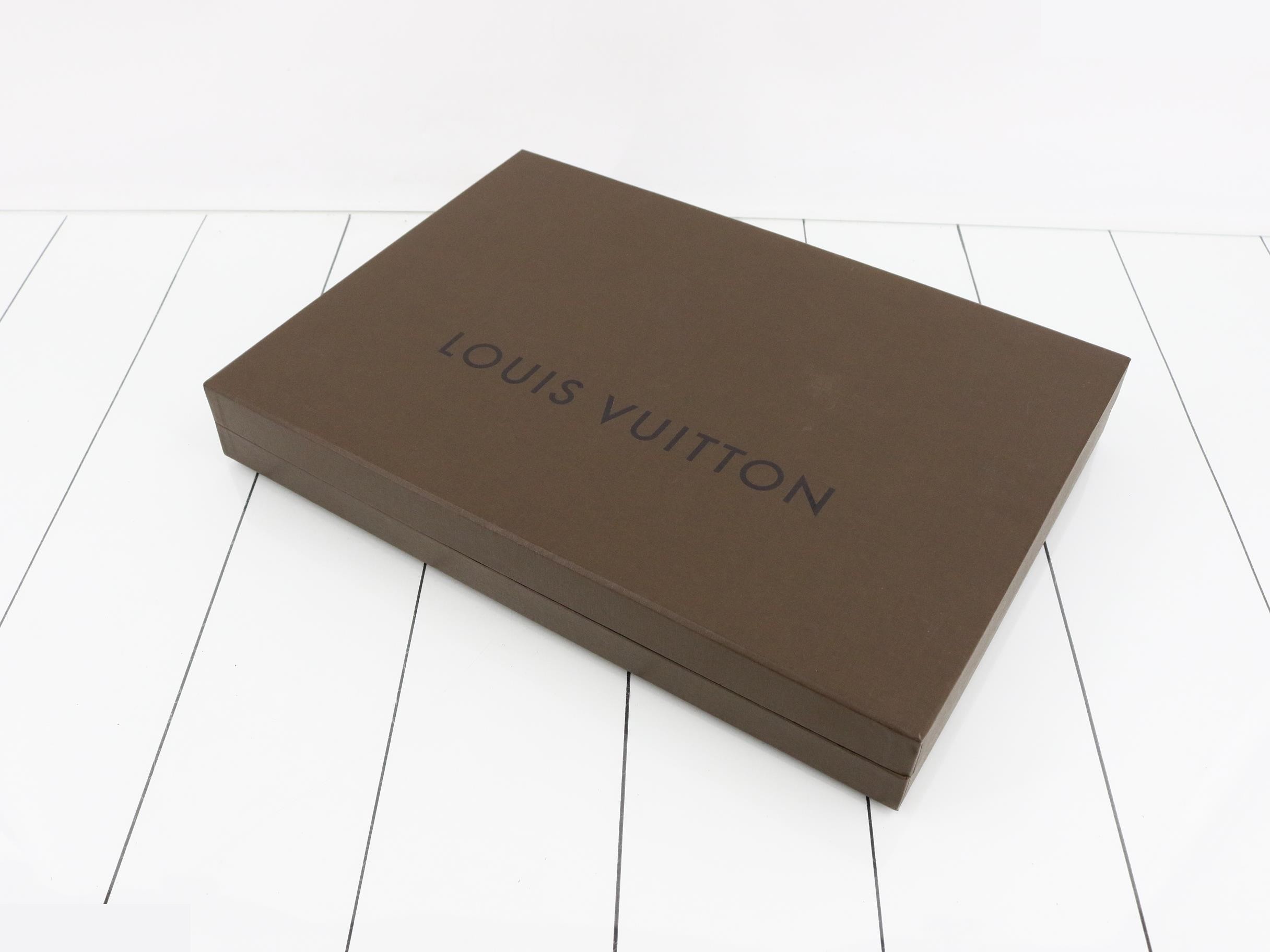 402336 LV Shawl — view 4
