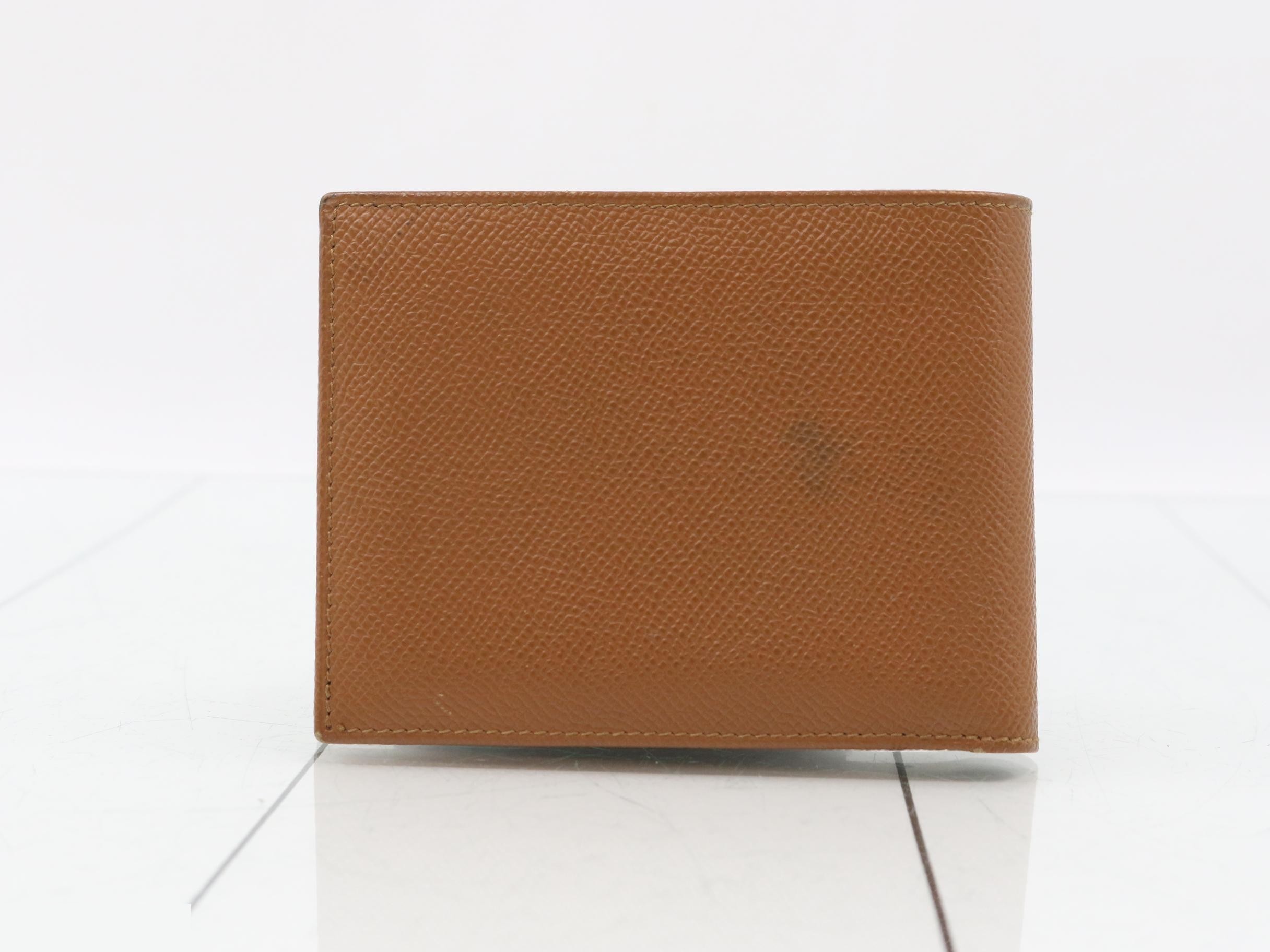 Other lines: Bags and bi-fold wallets, brown. — view 2