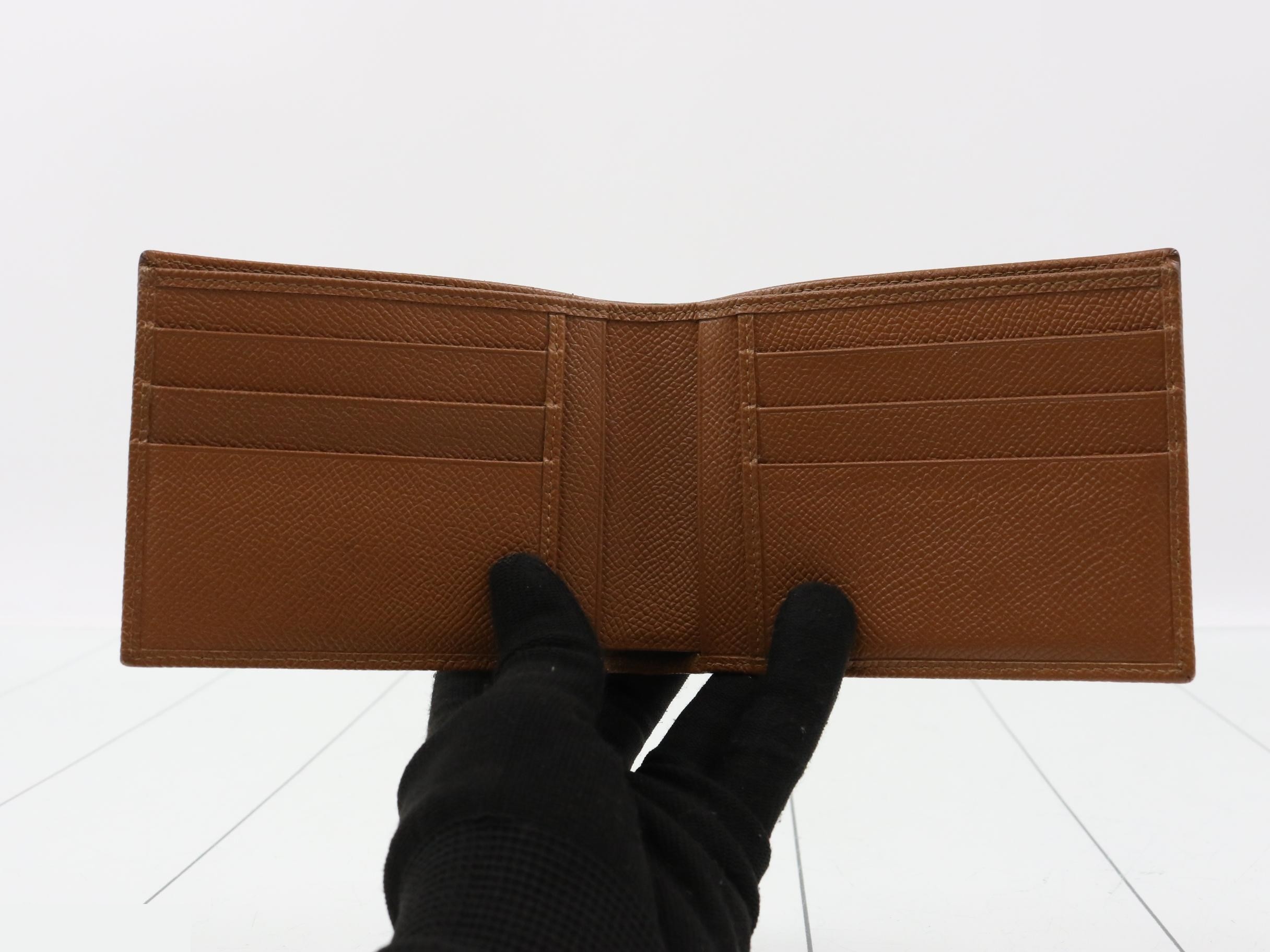 Other lines: Bags and bi-fold wallets, brown. — view 4
