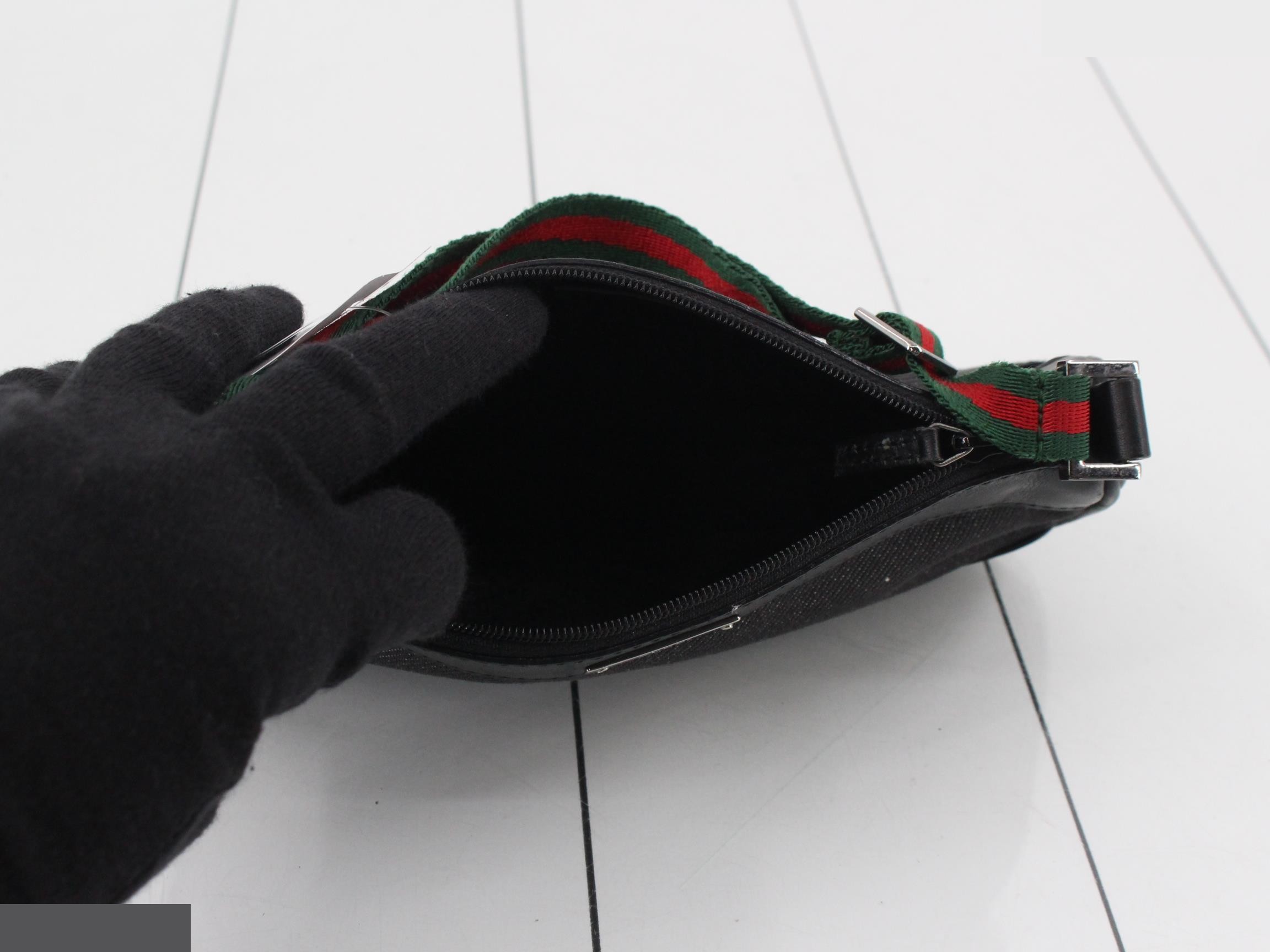 handbag — view 4