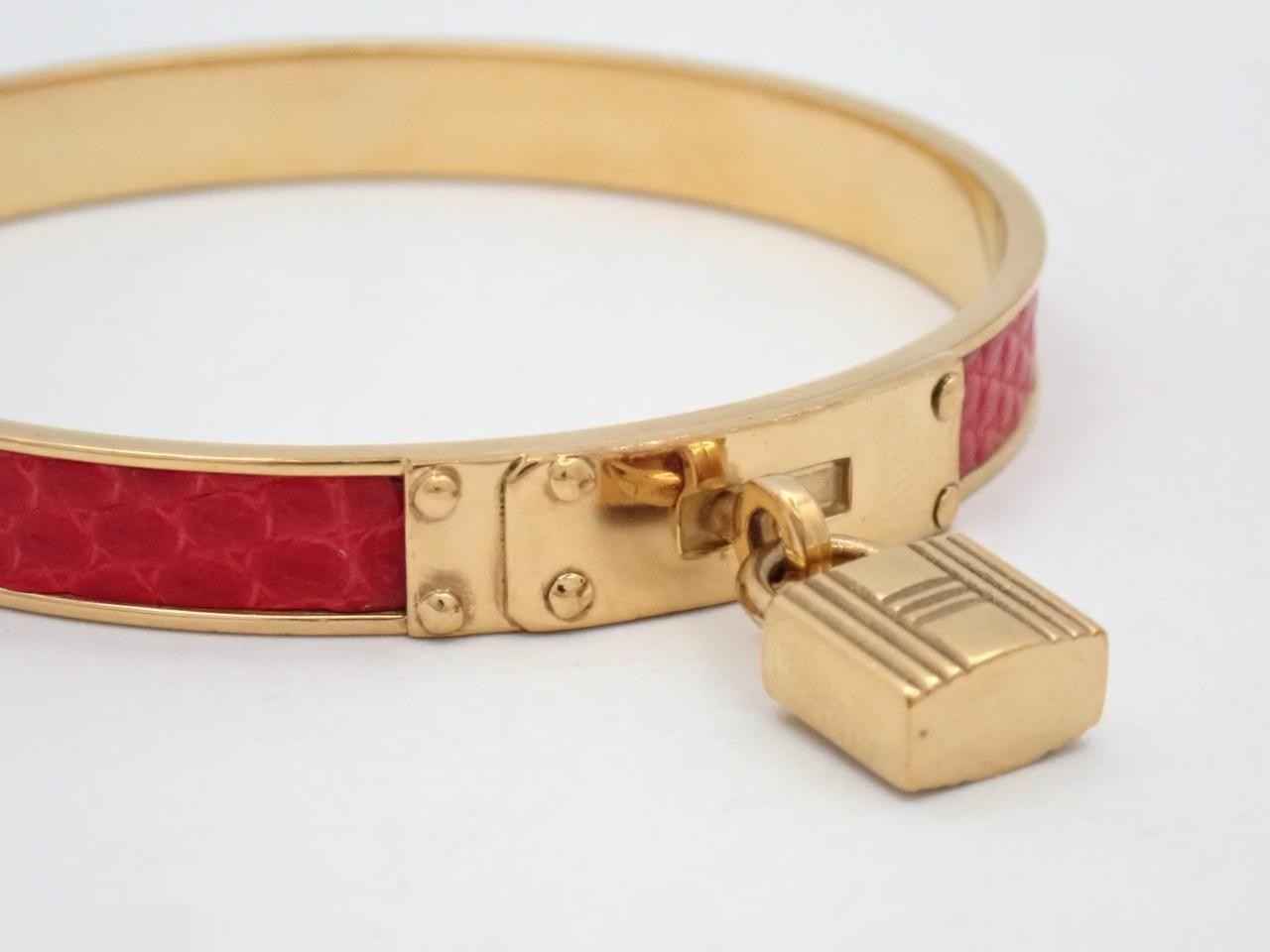 Kelly Cadena Bracelet/Bangle, GP (Gold x Red), Wrist Circumference Approx. 20cm — view 3
