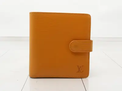 Epi Portefeuille Compact Mandarin Bi-fold Wallet