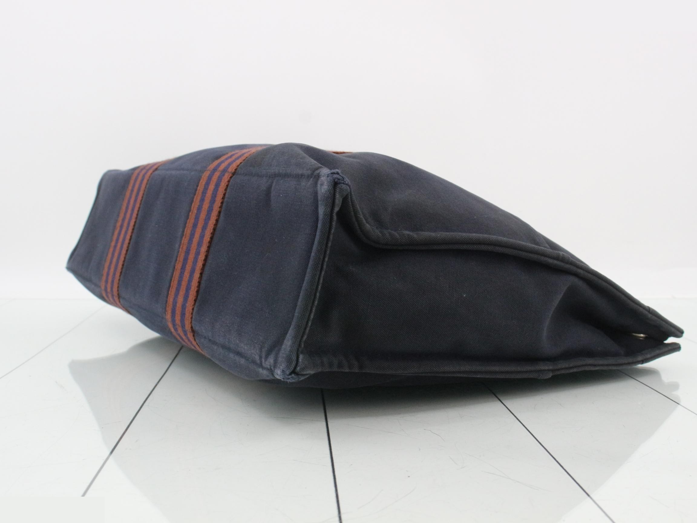 Fooltoe MM Canvas Tote Bag — view 6