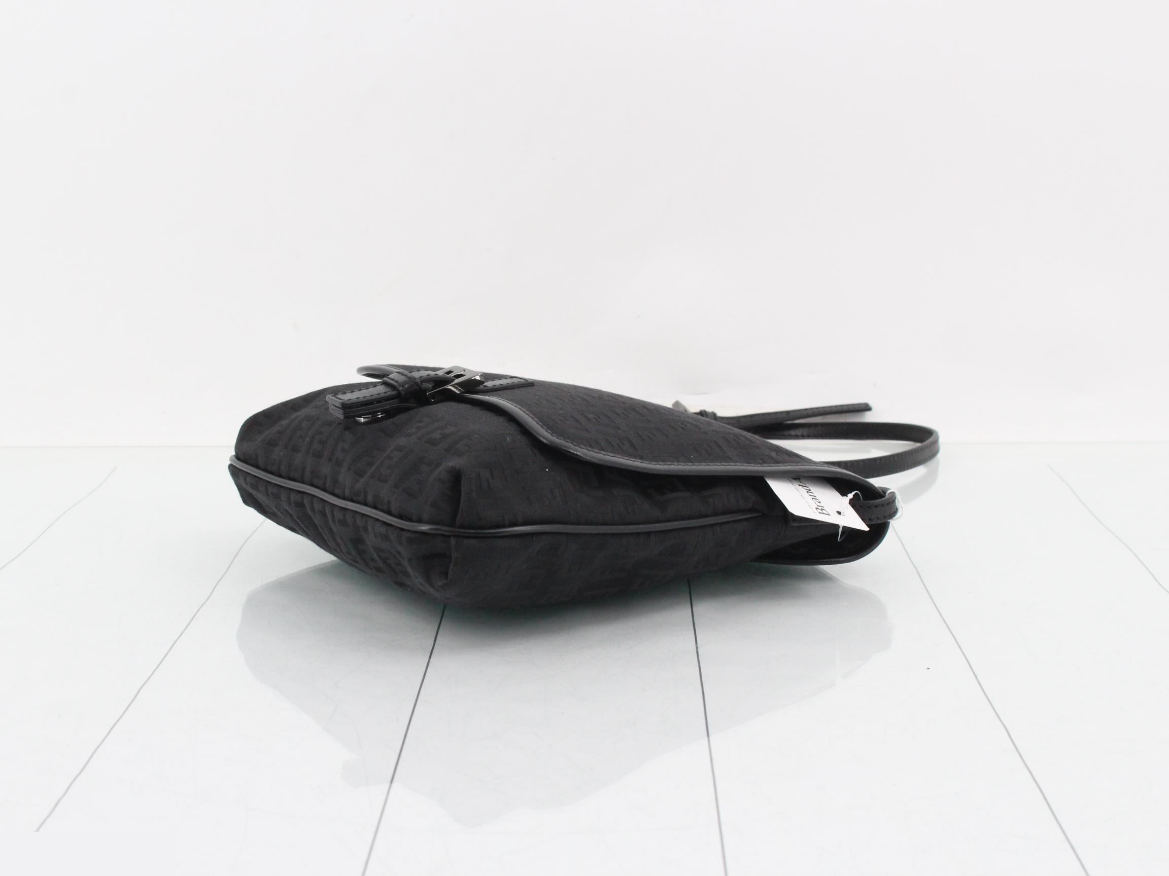 Zucchino Shoulder Bag — view 6