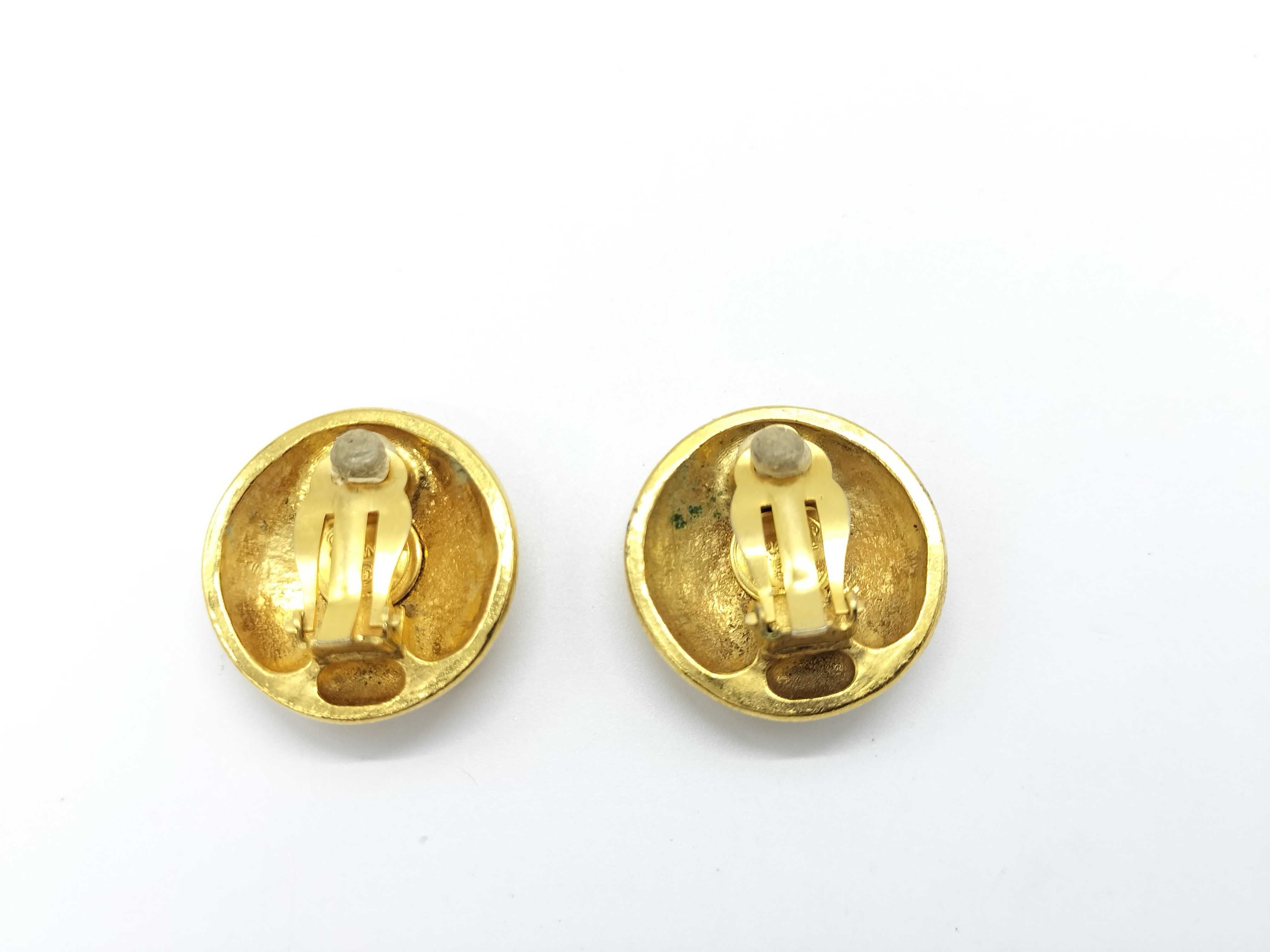 Earrings — view 3