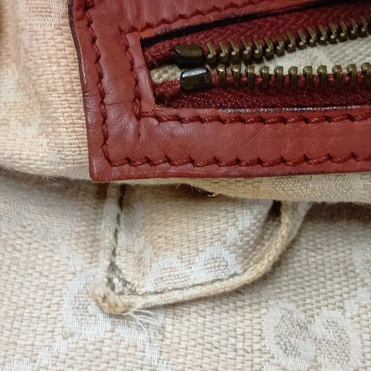 Stirrup 296856 Leather Shoulder Bag, Red — view 11