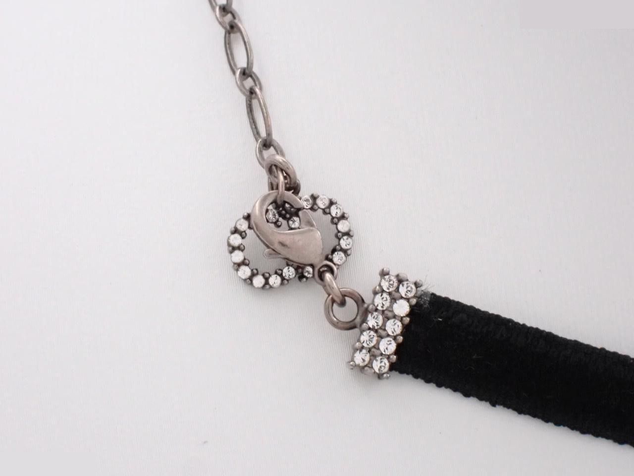 J'ADIOR velvet choker, neck circumference approximately 38cm — view 2