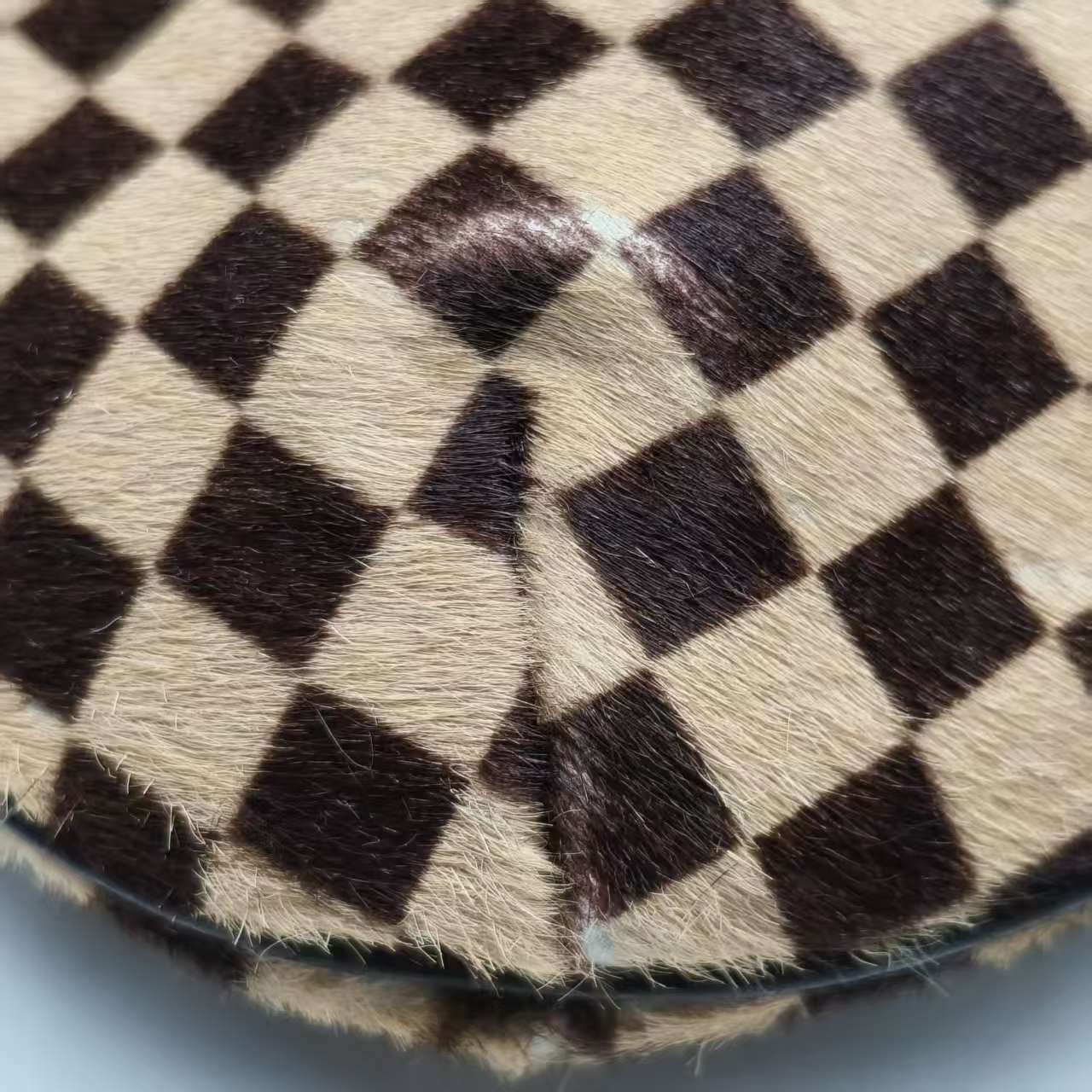 【*Shipped from: China*】LOUIS VUITTON Pony Hair Handbag — view 4