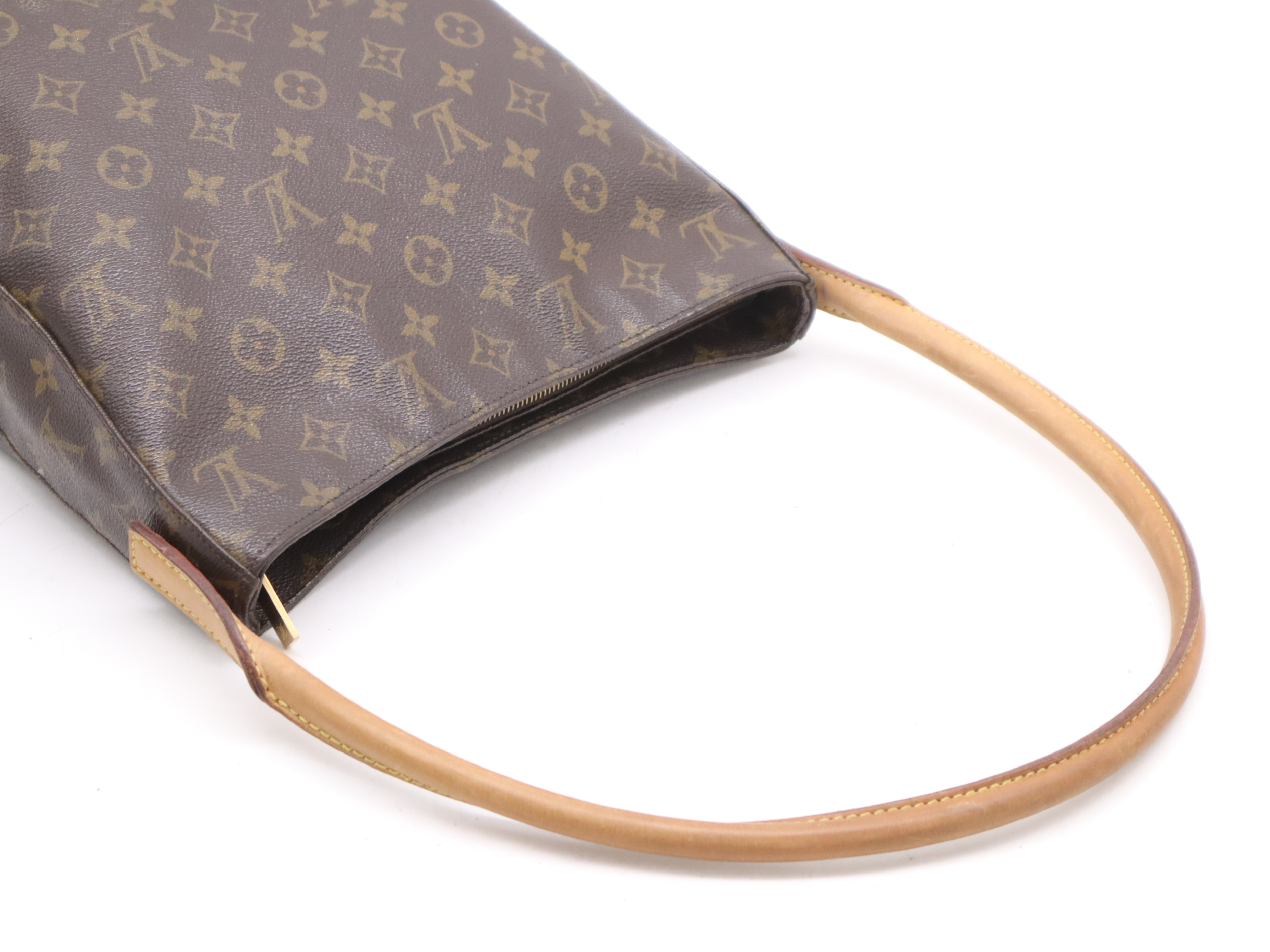 M51146 Monogram Looping MM Shoulder Bag — view 6