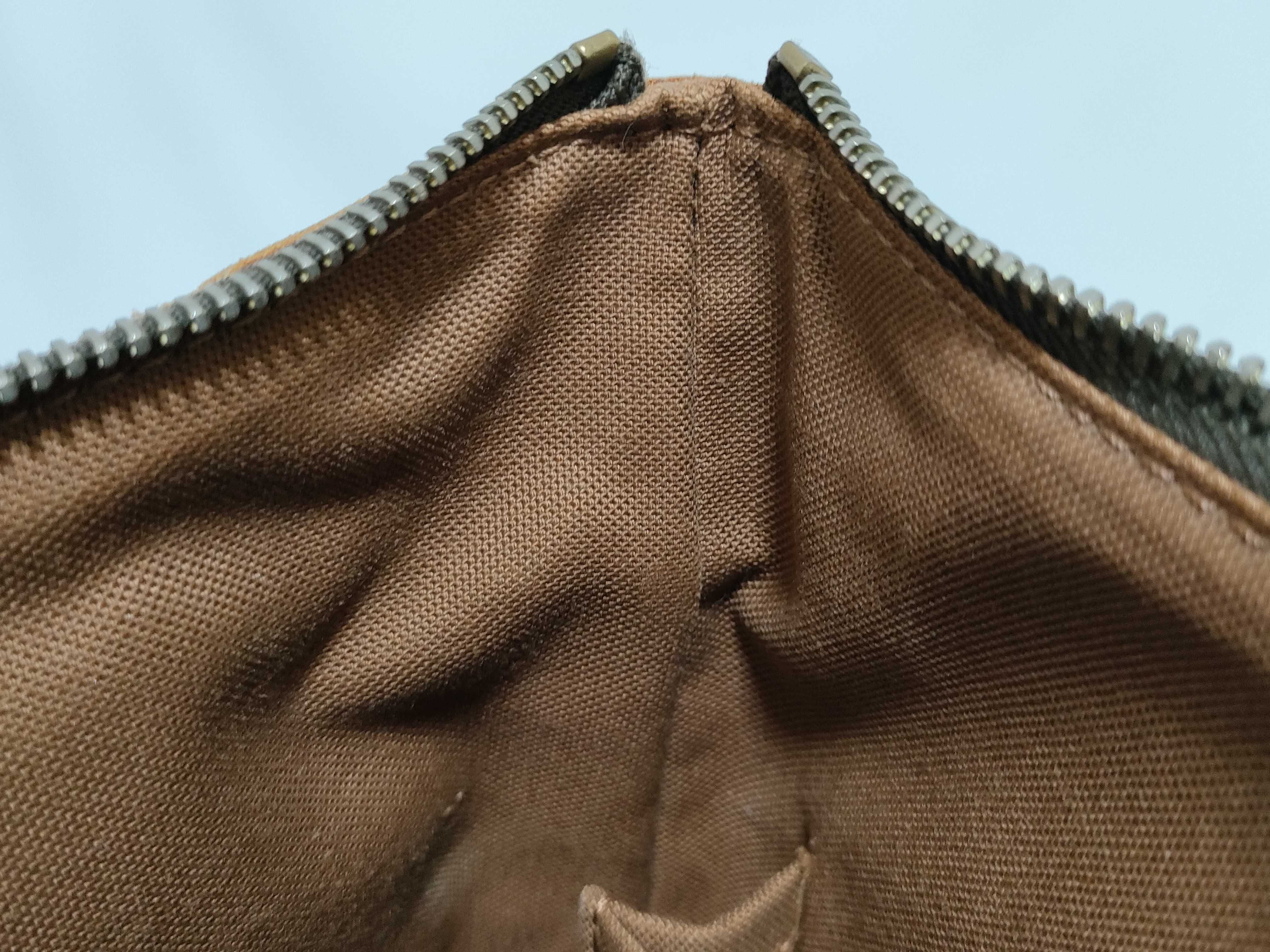 Monogram — view 9