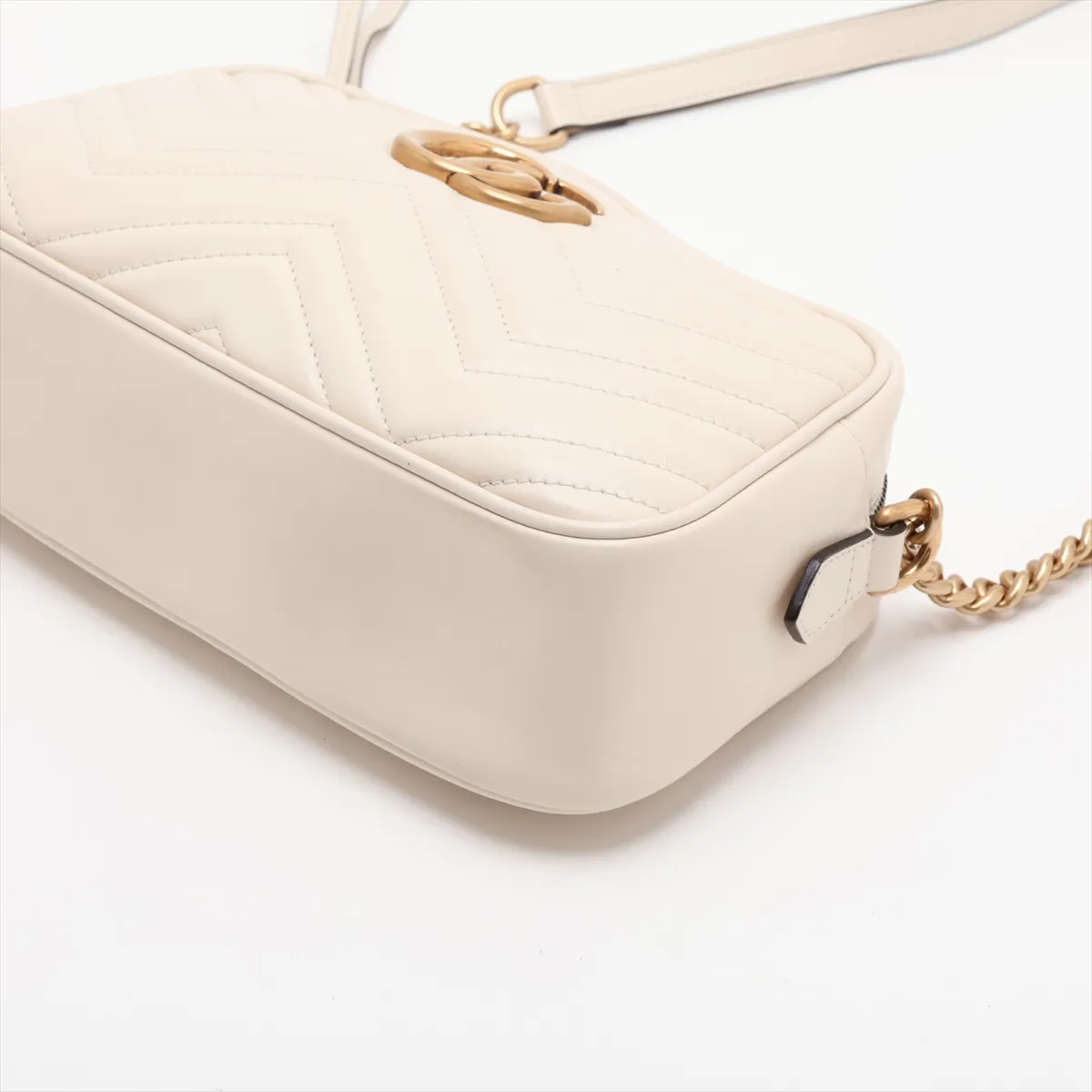GG Marmont Leather Chain Shoulder Bag, White, 447632 — view 3