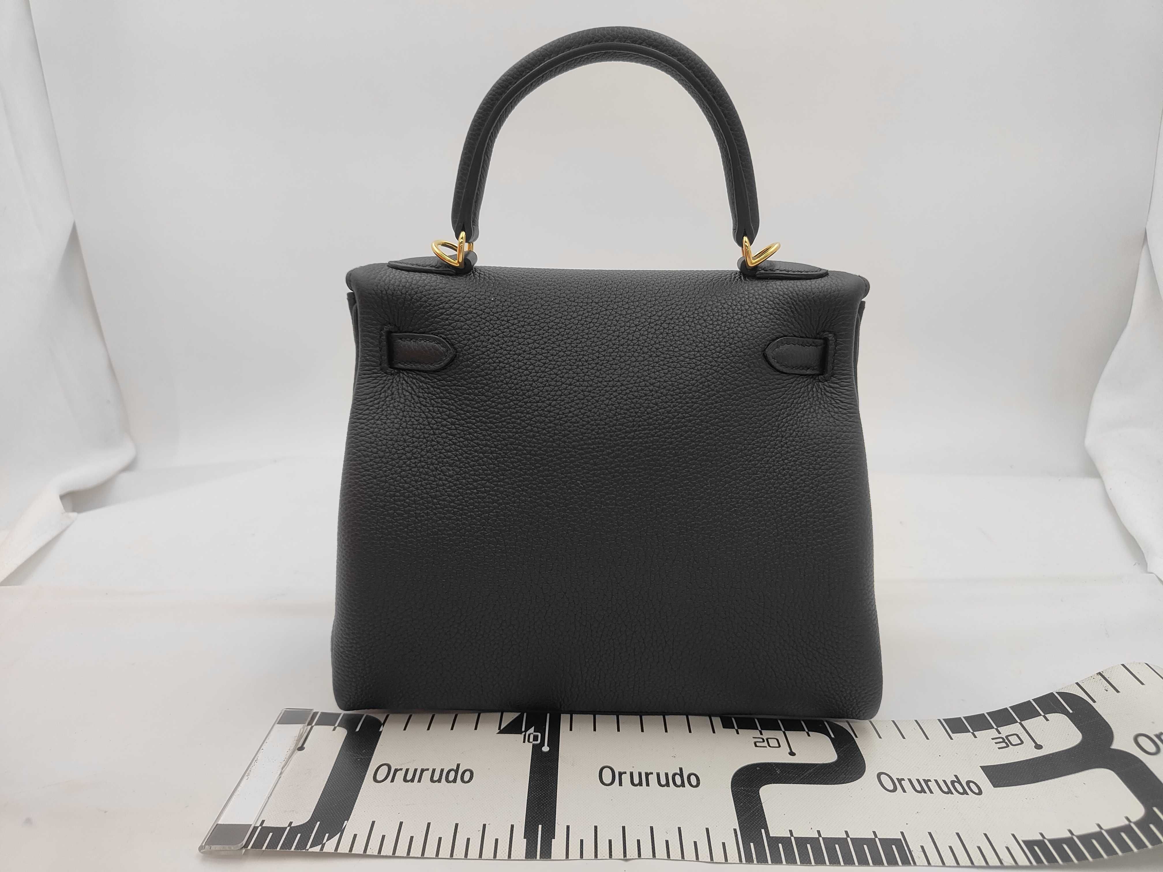 Kelly 25 Black Togo Leather Handbag with Gold Hardware and Gold Stamp — view 2