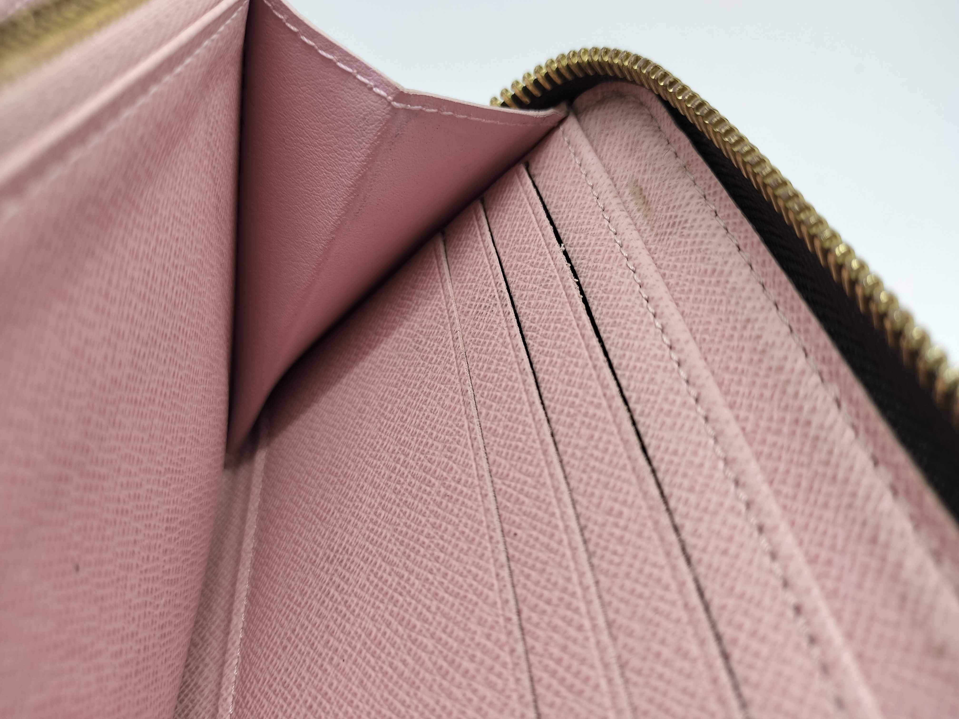 Damier Zippy Wallet — view 13