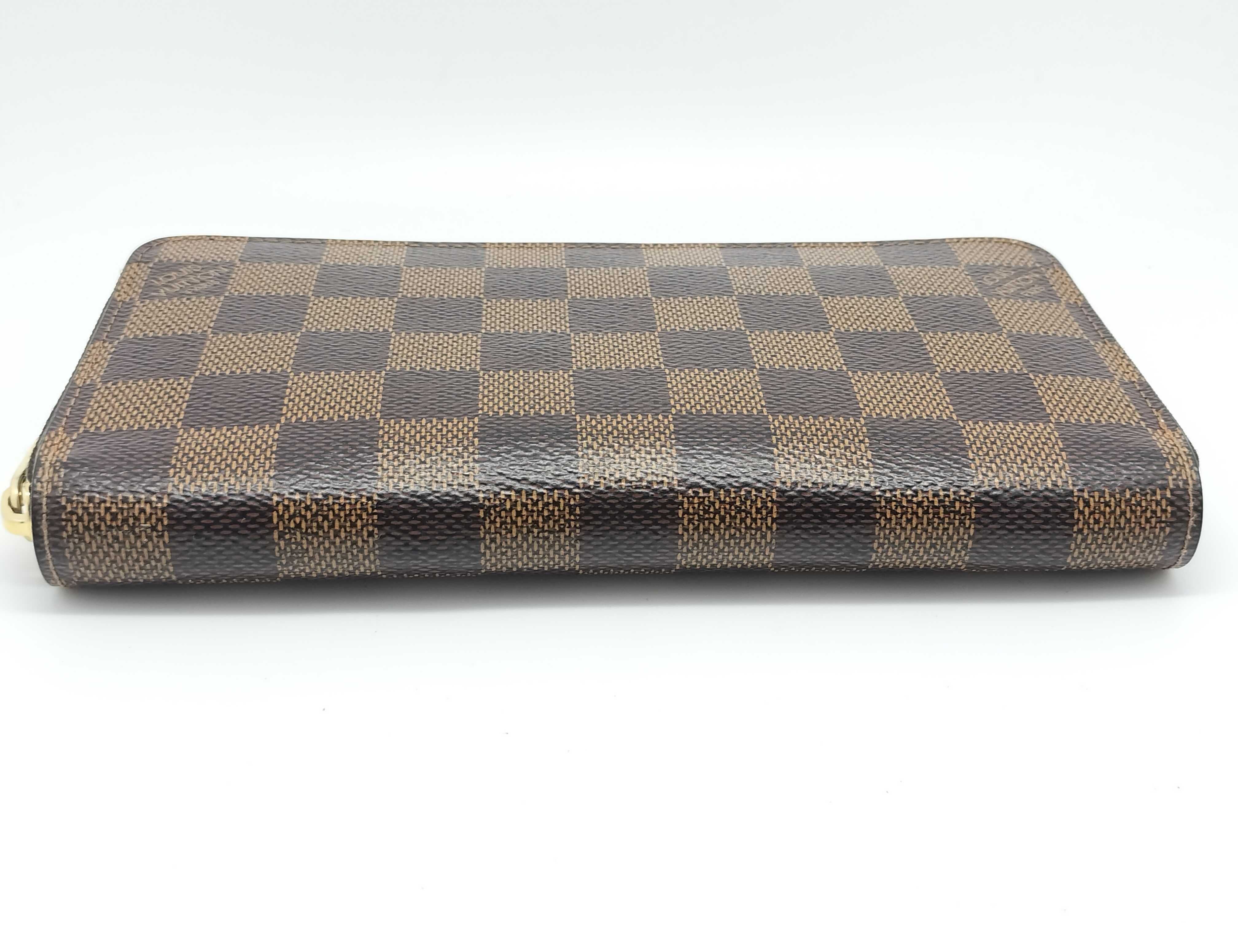 Damier Zippy Wallet — view 4