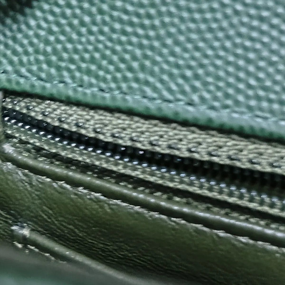 [Individually packaged] Chanel Mini Matelassé 20 Caviar Skin Single Flap Single Chain Bag, Green, Silver Hardware, 25068023, Serial Number , A69900 — view 11