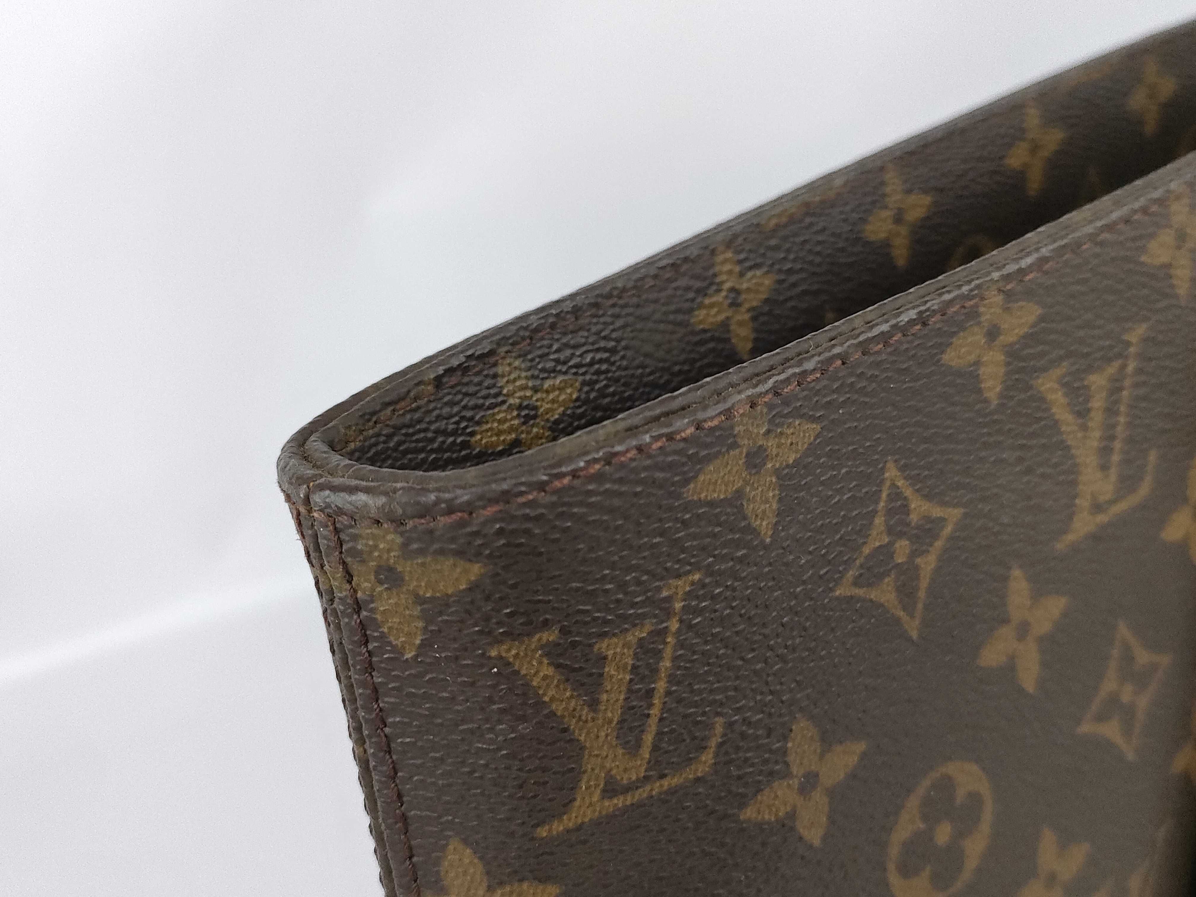 Monogram Luco M51155 Tote Bag — view 15