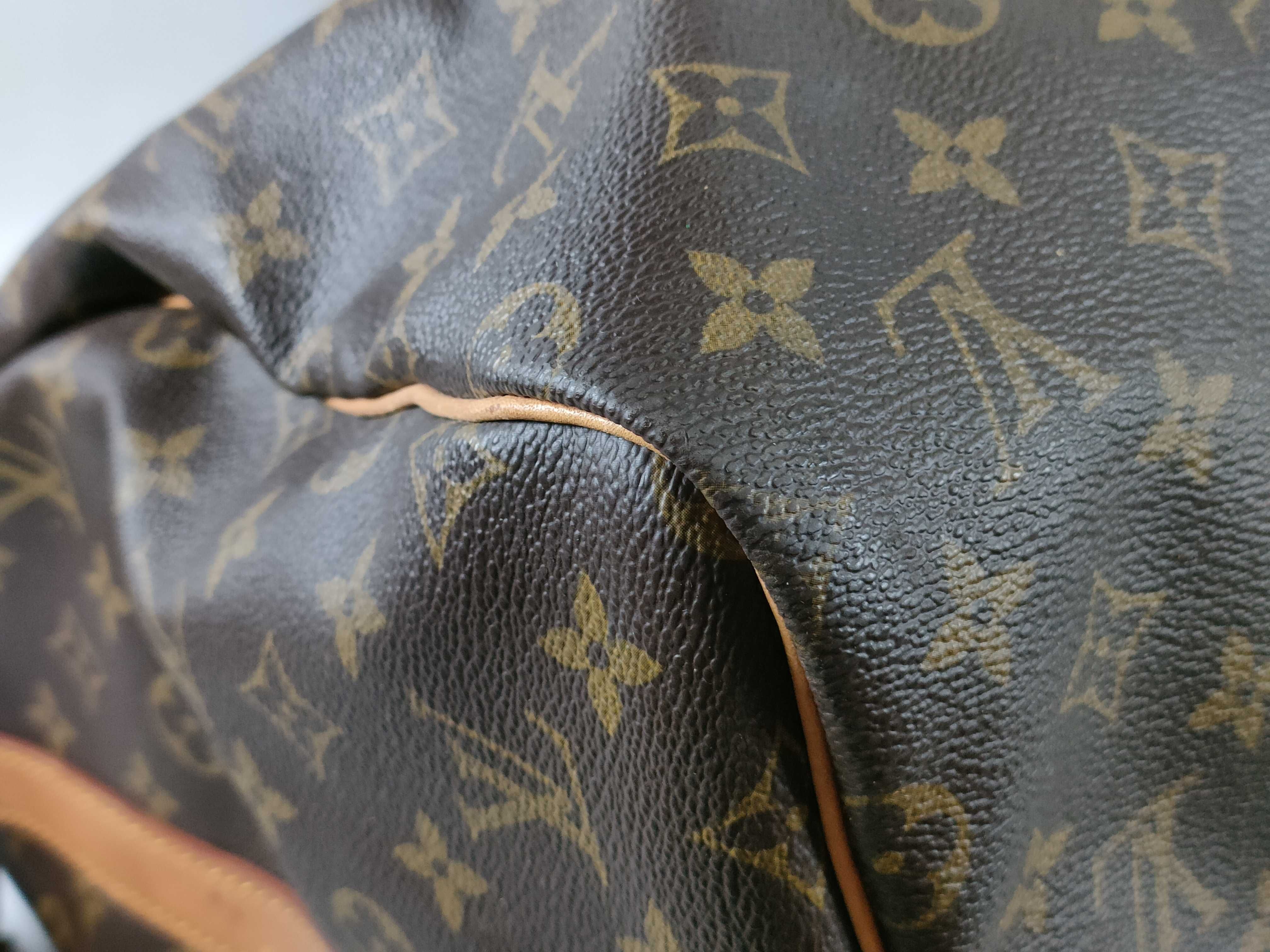 Monogram M41414 Keepall Bandoulière 55 Boston Bag (Some screws are aftermarket) — view 6