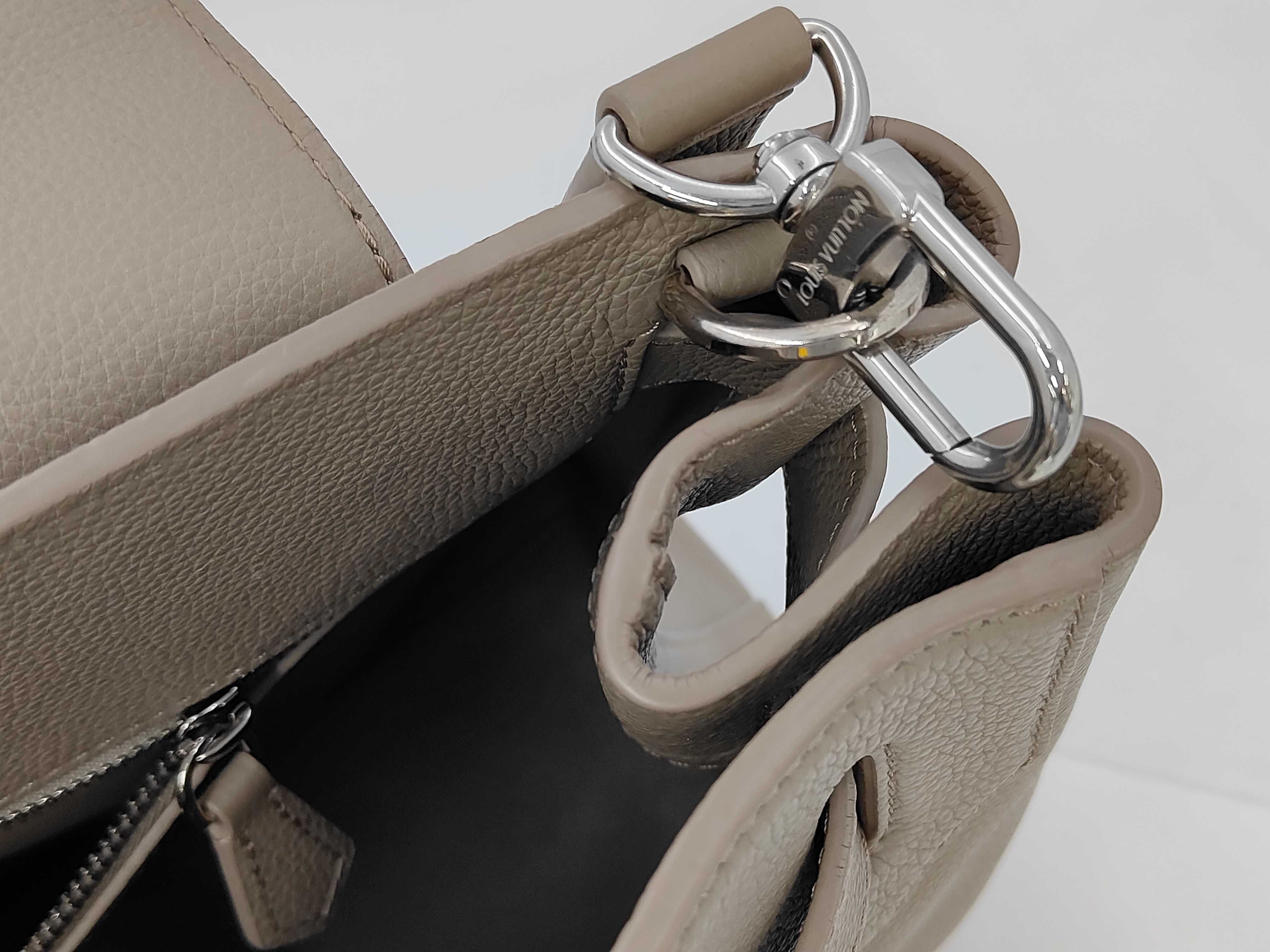 M11664 Georges Tote Greige Handbag — view 12