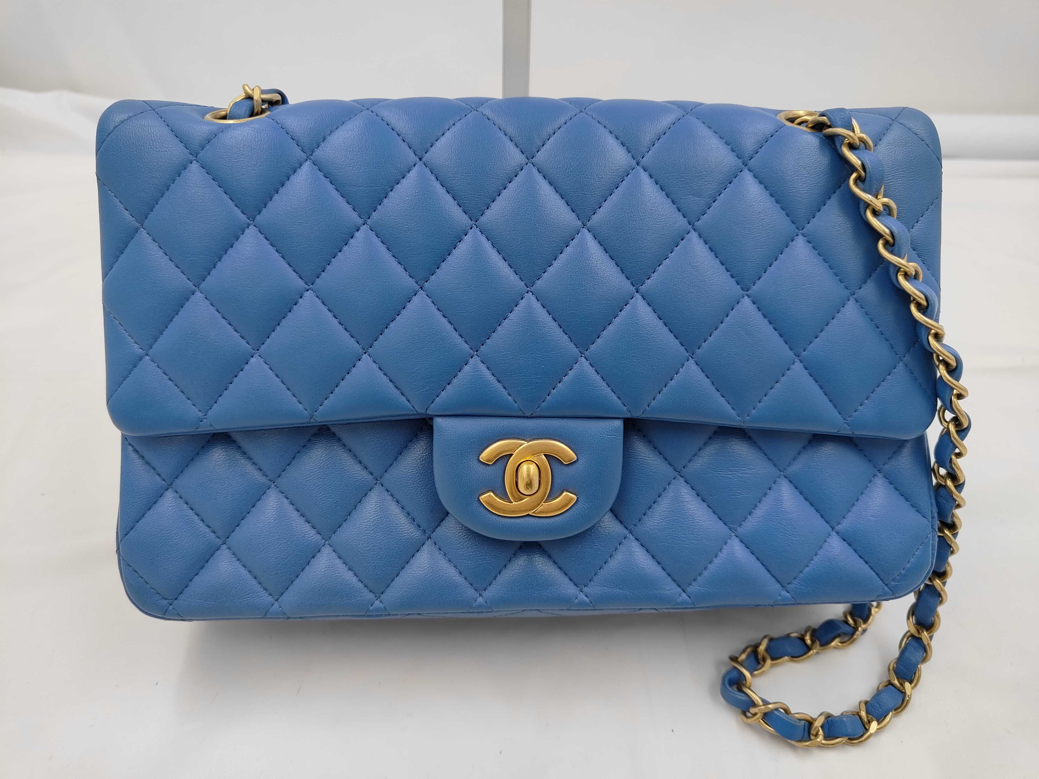 Matelassé Double Flap Chain Shoulder Bag