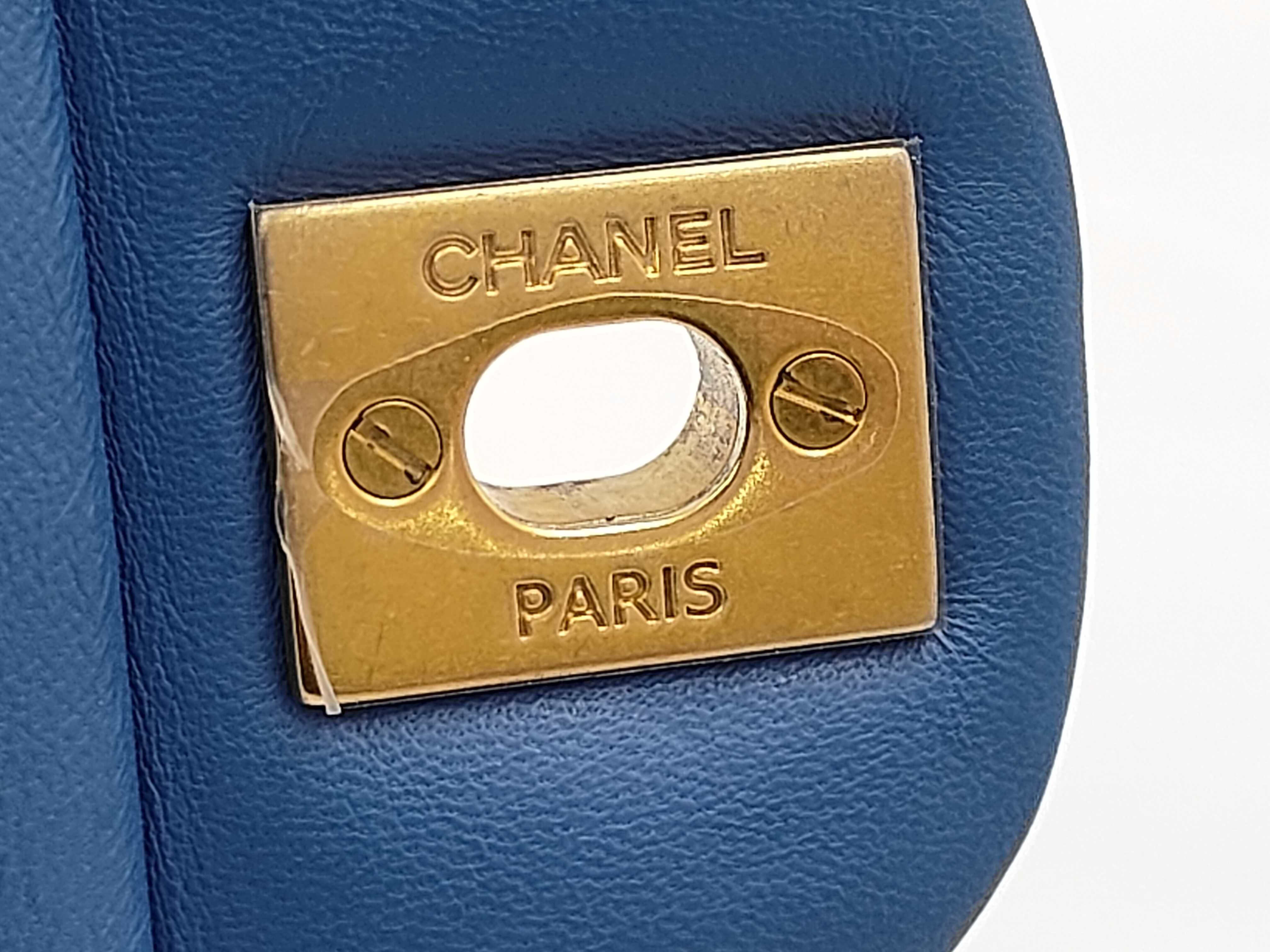 Matelassé Double Flap Chain Shoulder Bag — view 7