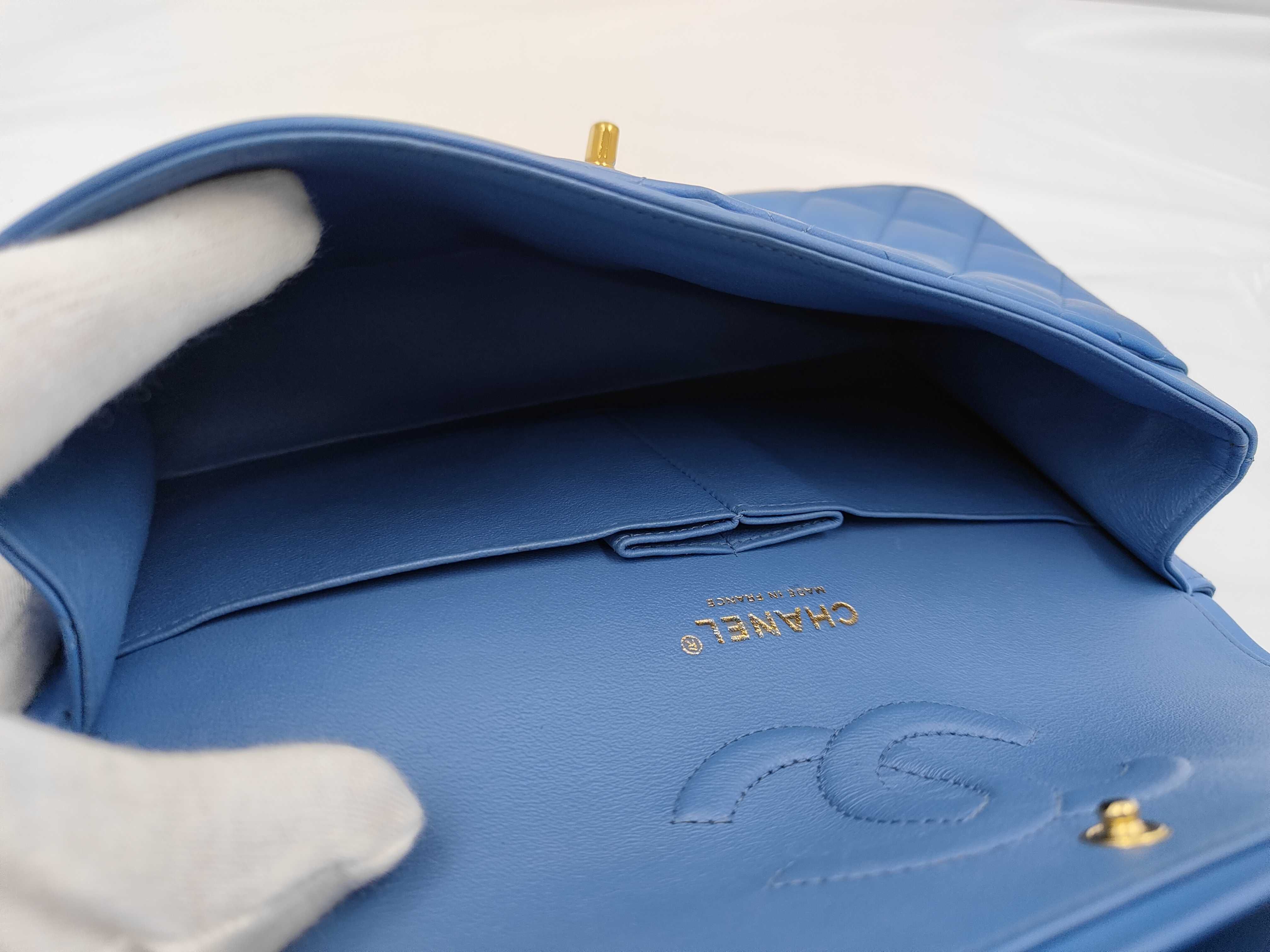 Matelassé Double Flap Chain Shoulder Bag — view 10