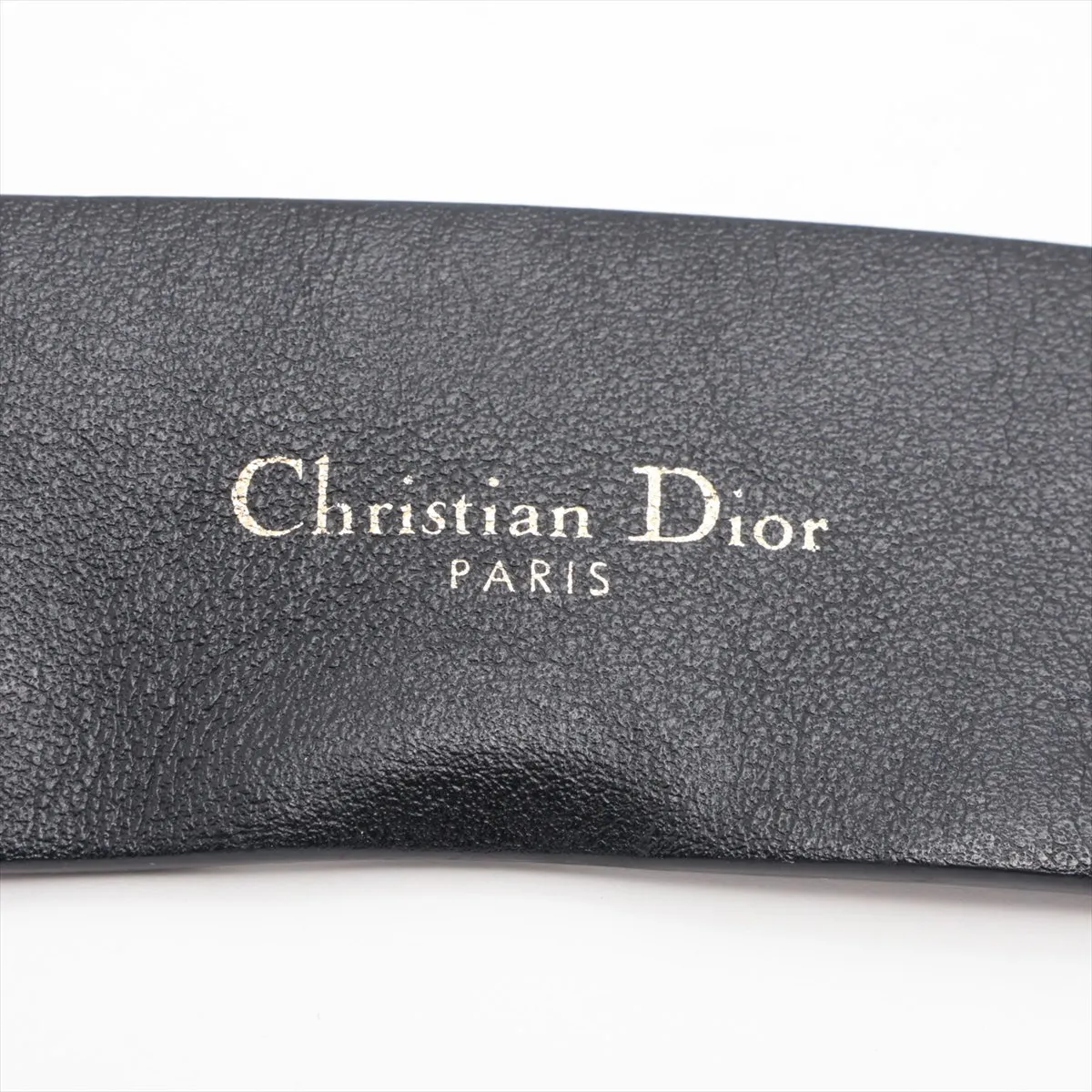 30 Montaigne belt, size 85, GP leather, black and gold. Shows signs of wear including — view 5