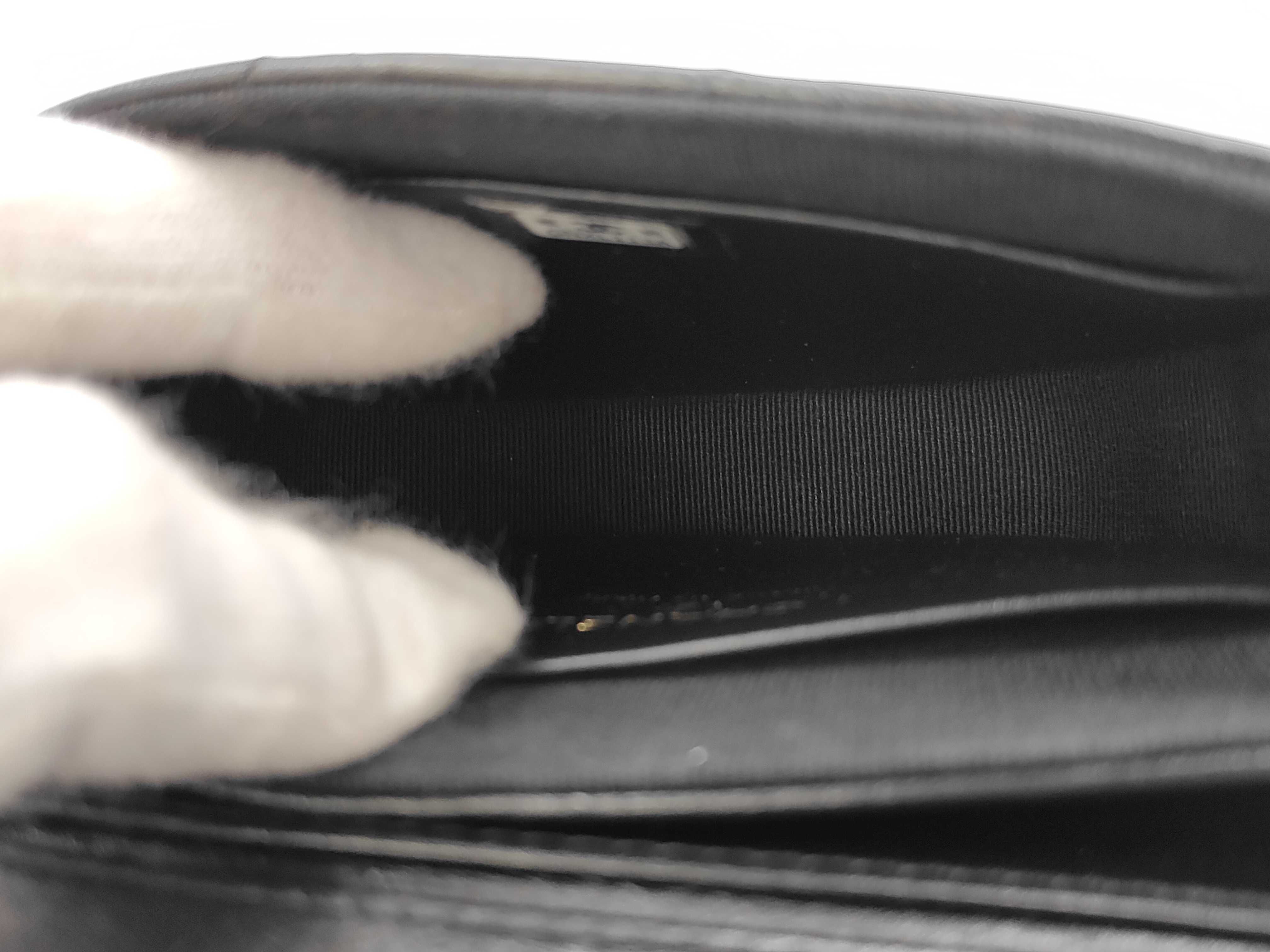 Chain Shoulder Bag — view 10