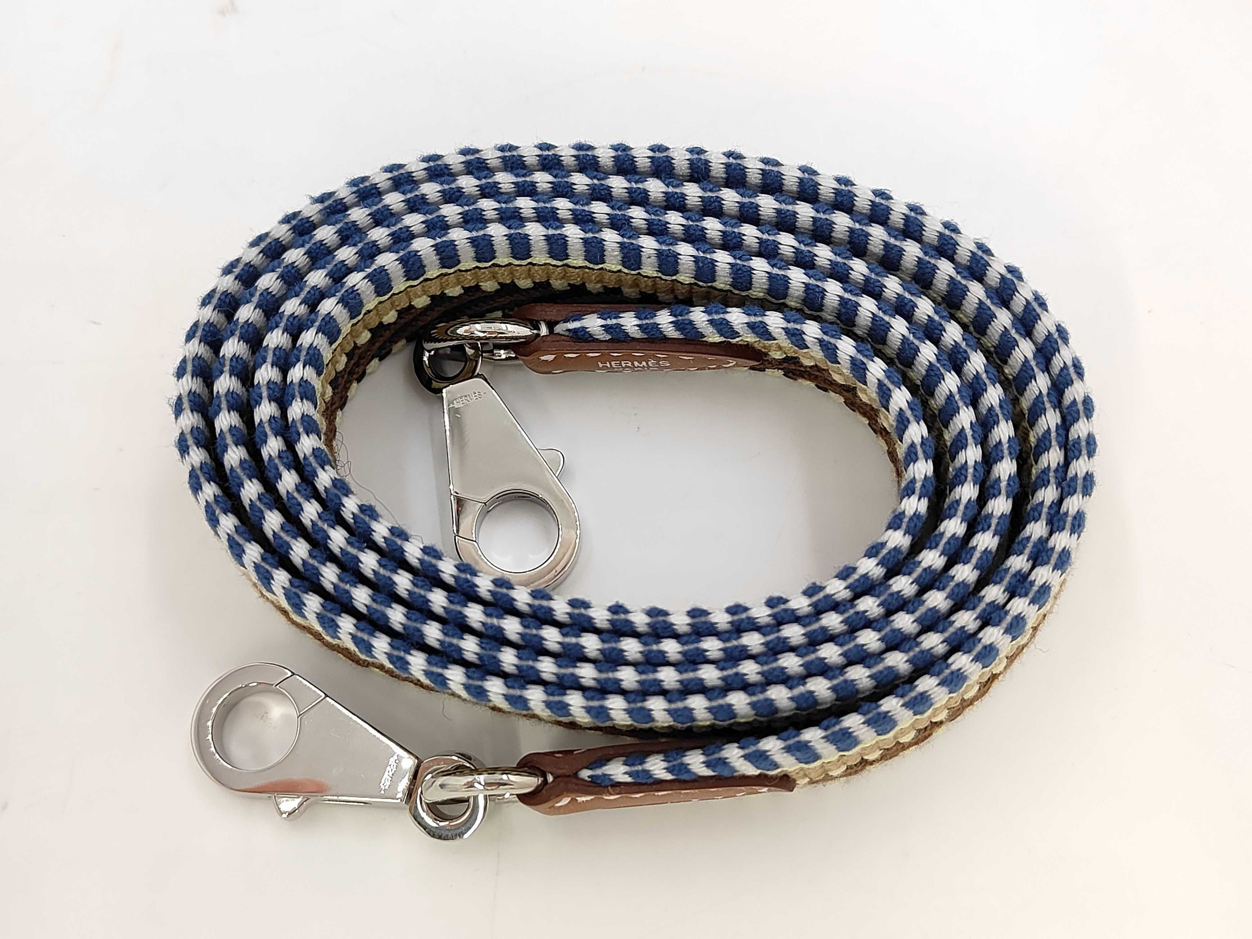 shoulder strap — view 2