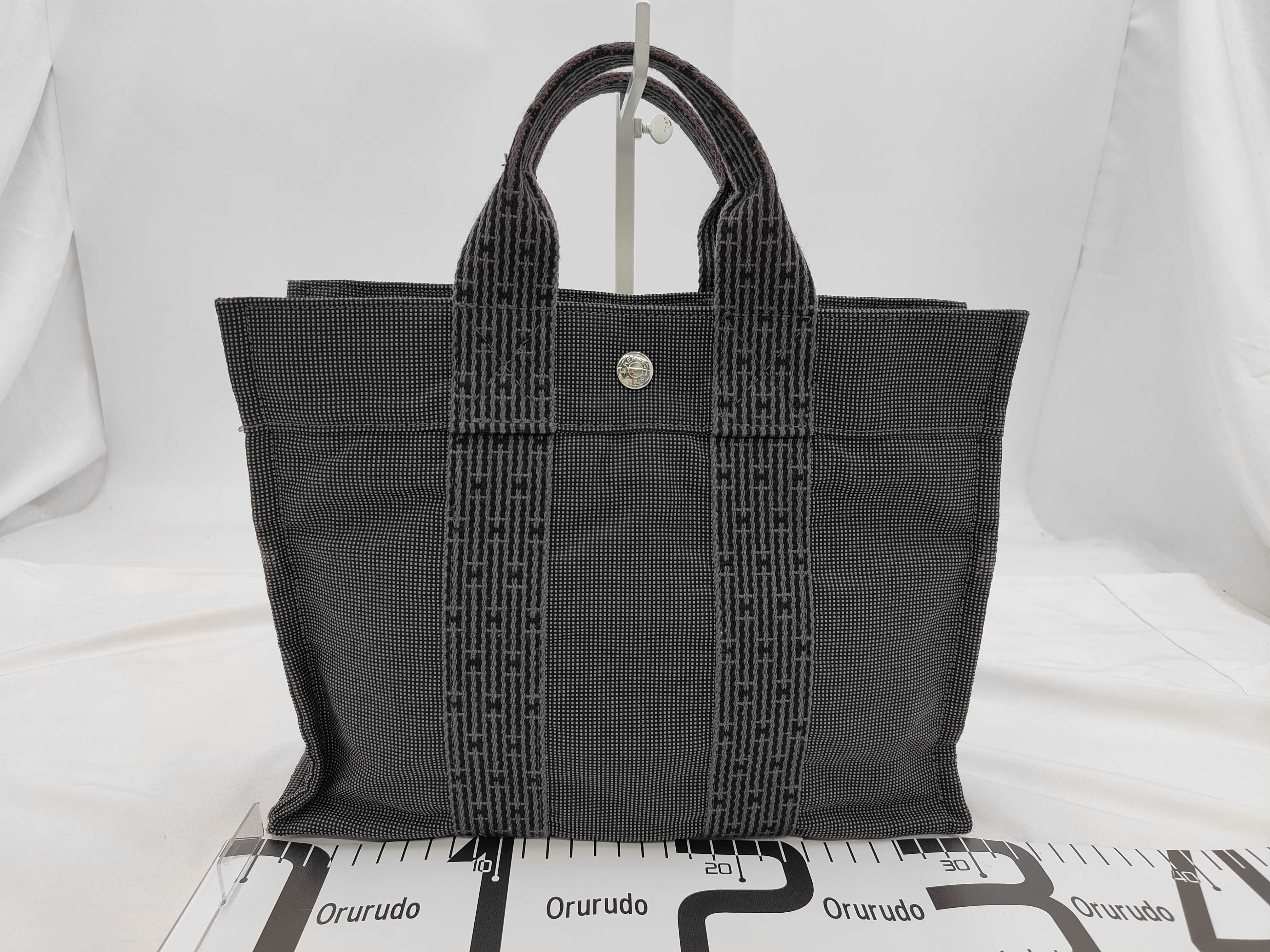 Yale Line Tote PM Tote Bag — view 2