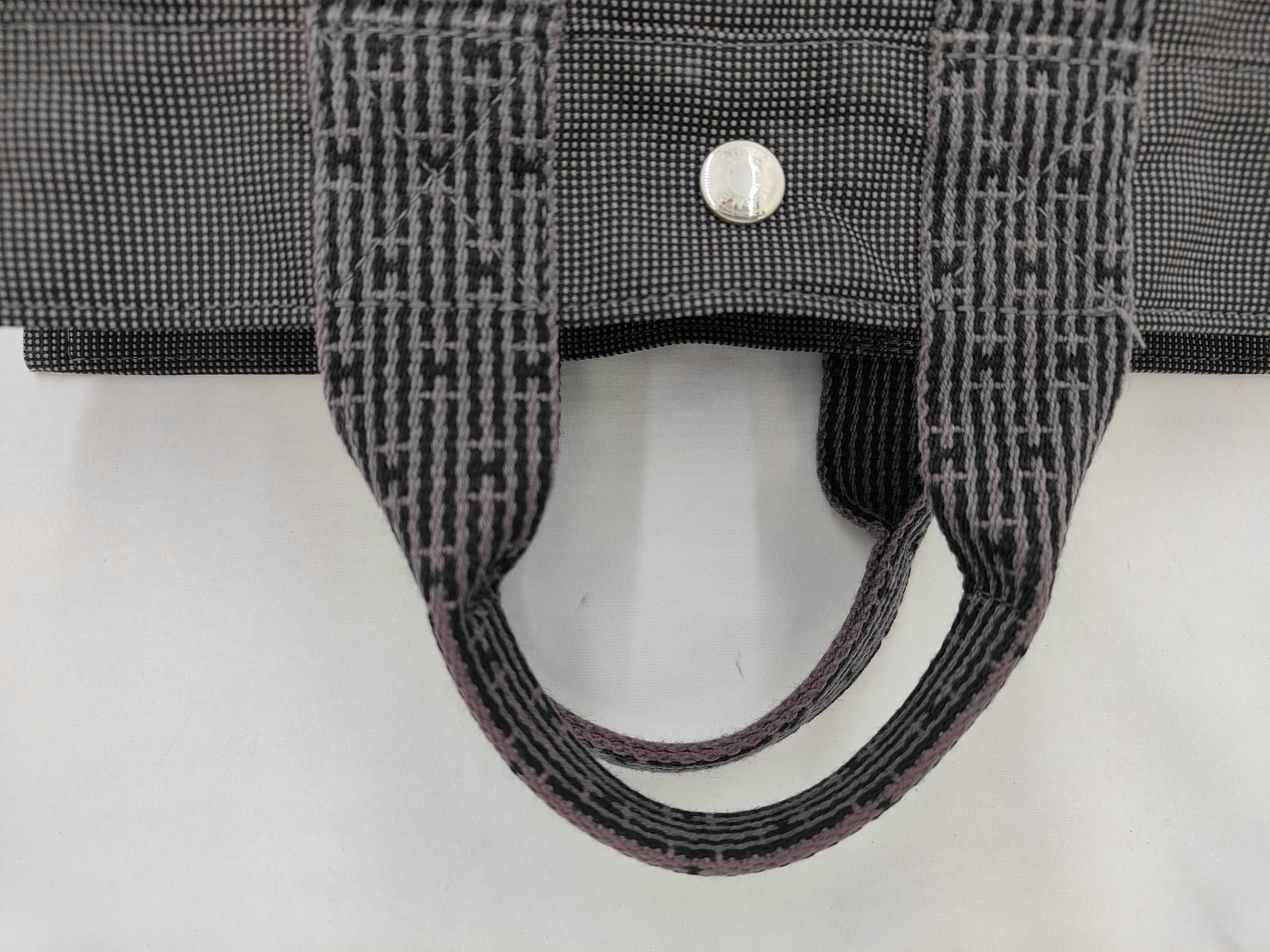 Yale Line Tote PM Tote Bag — view 3