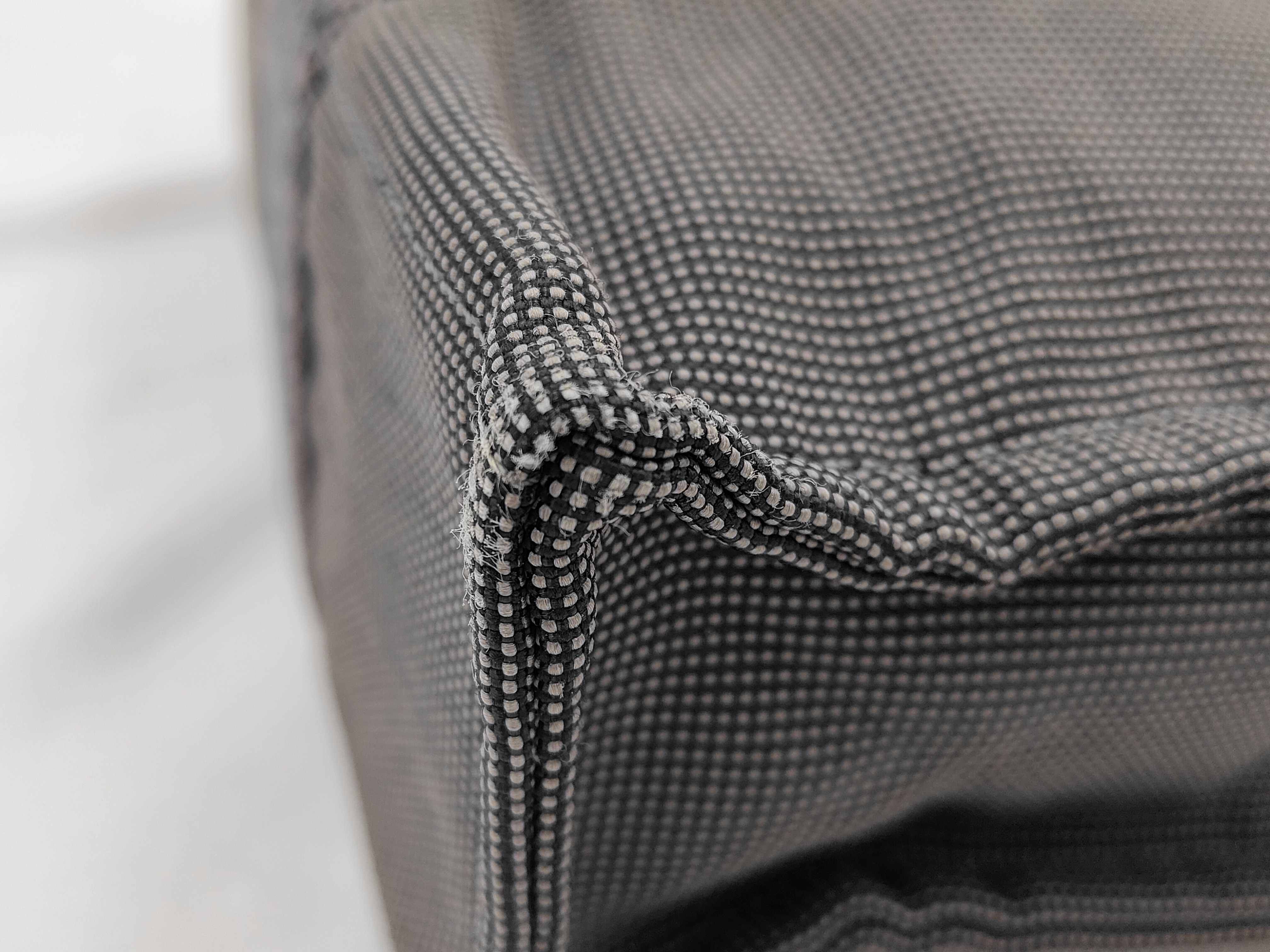 Yale Line Tote PM Tote Bag — view 6