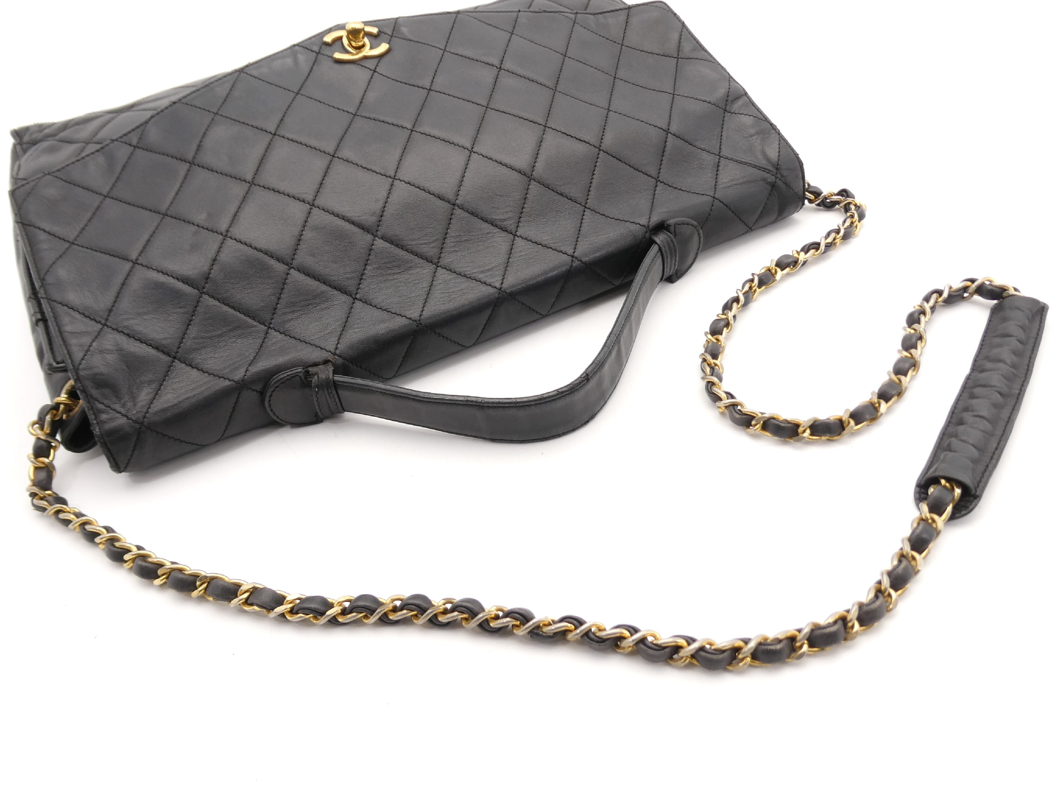 Matelassé Coco Mark Turnlock Chain 2-Way Business Bag — view 6