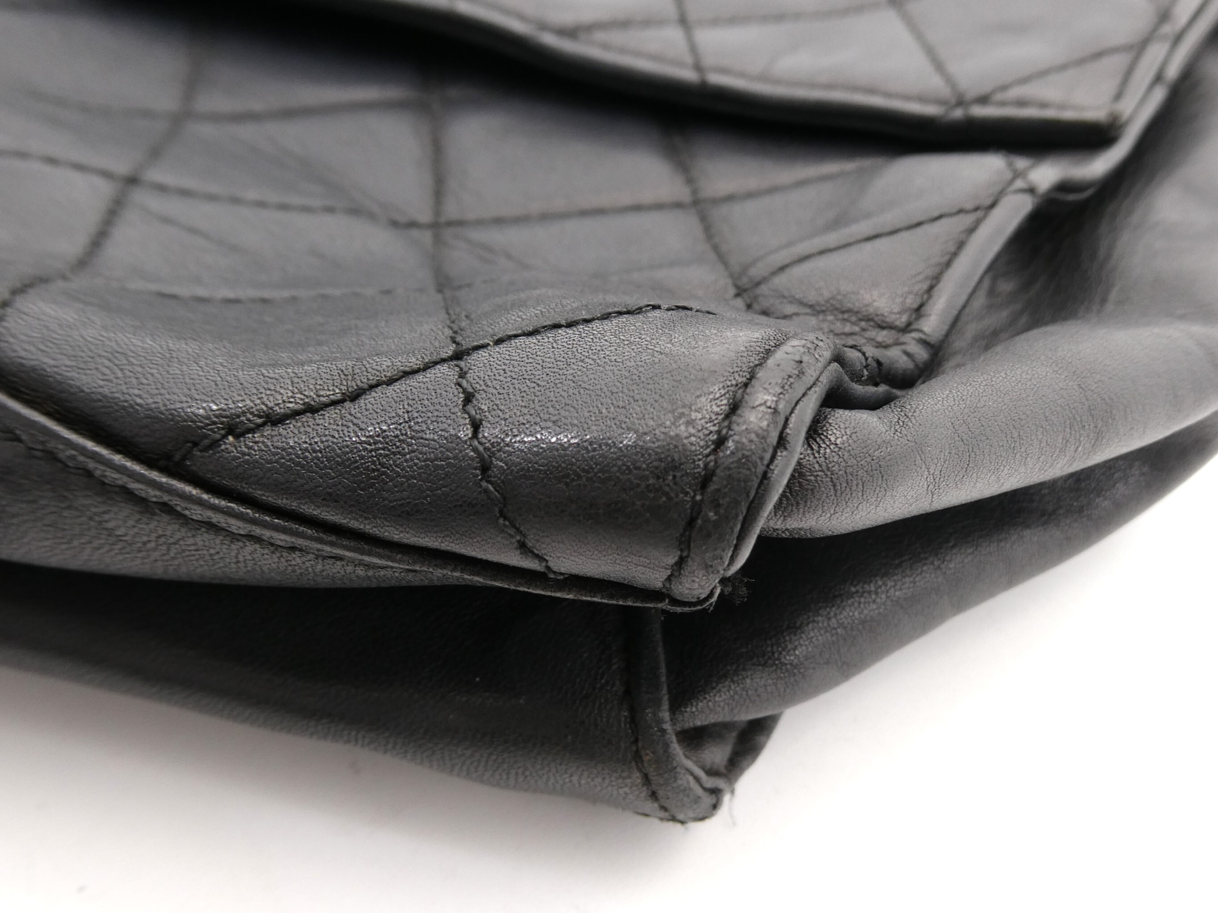 Matelassé Coco Mark Turnlock Chain 2-Way Business Bag — view 9