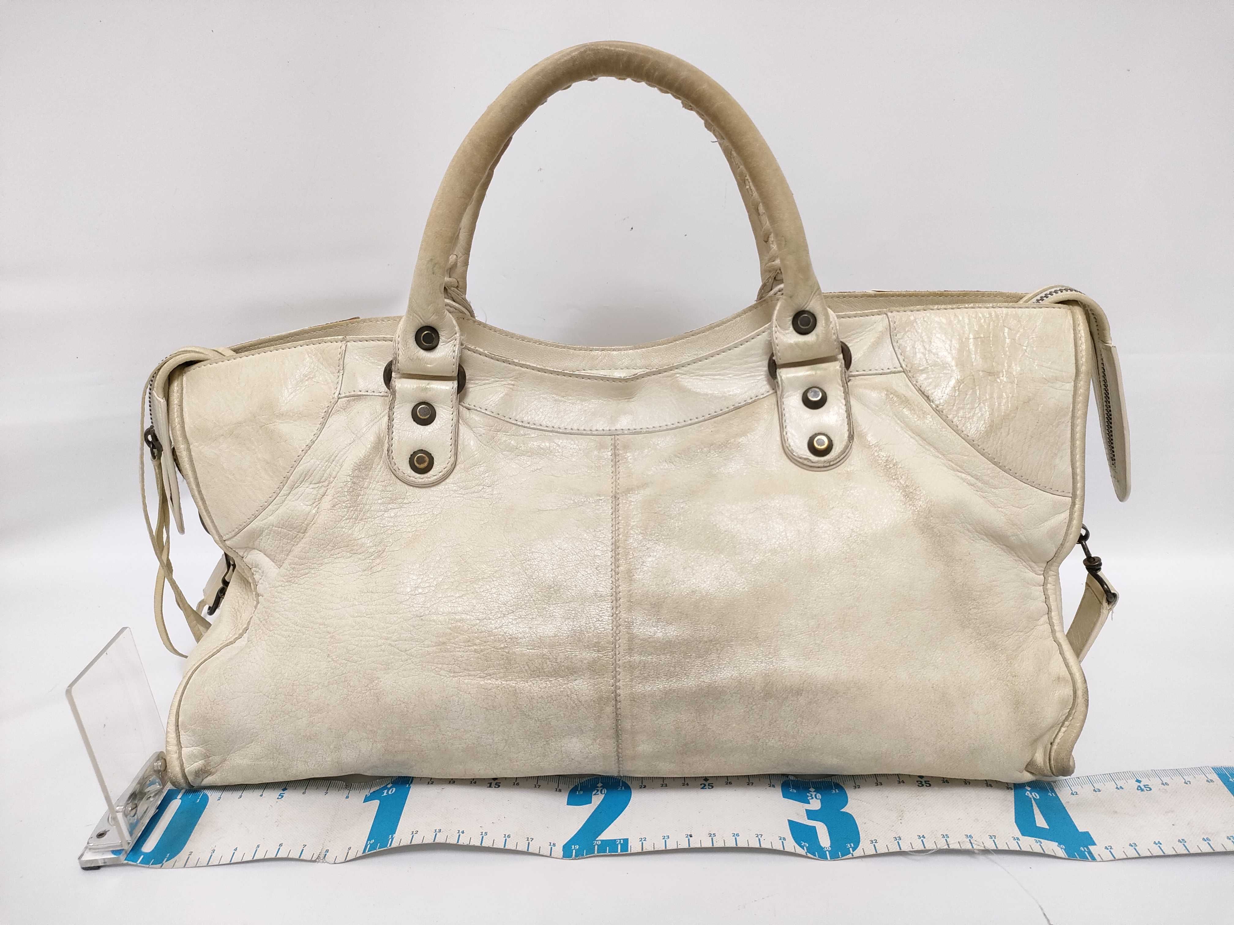 The City Balenciaga The Cite Handbag — view 2