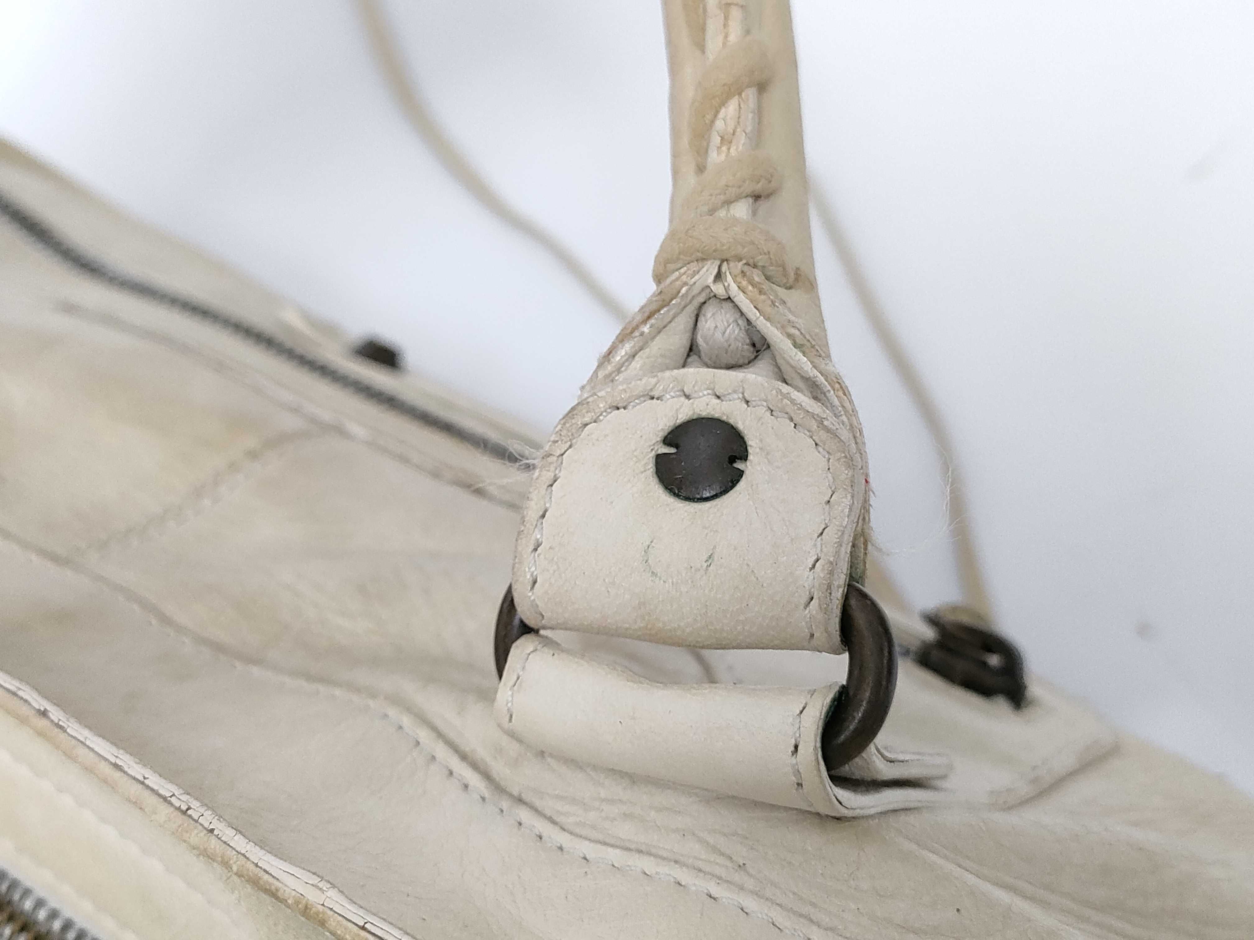 The City Balenciaga The Cite Handbag — view 4