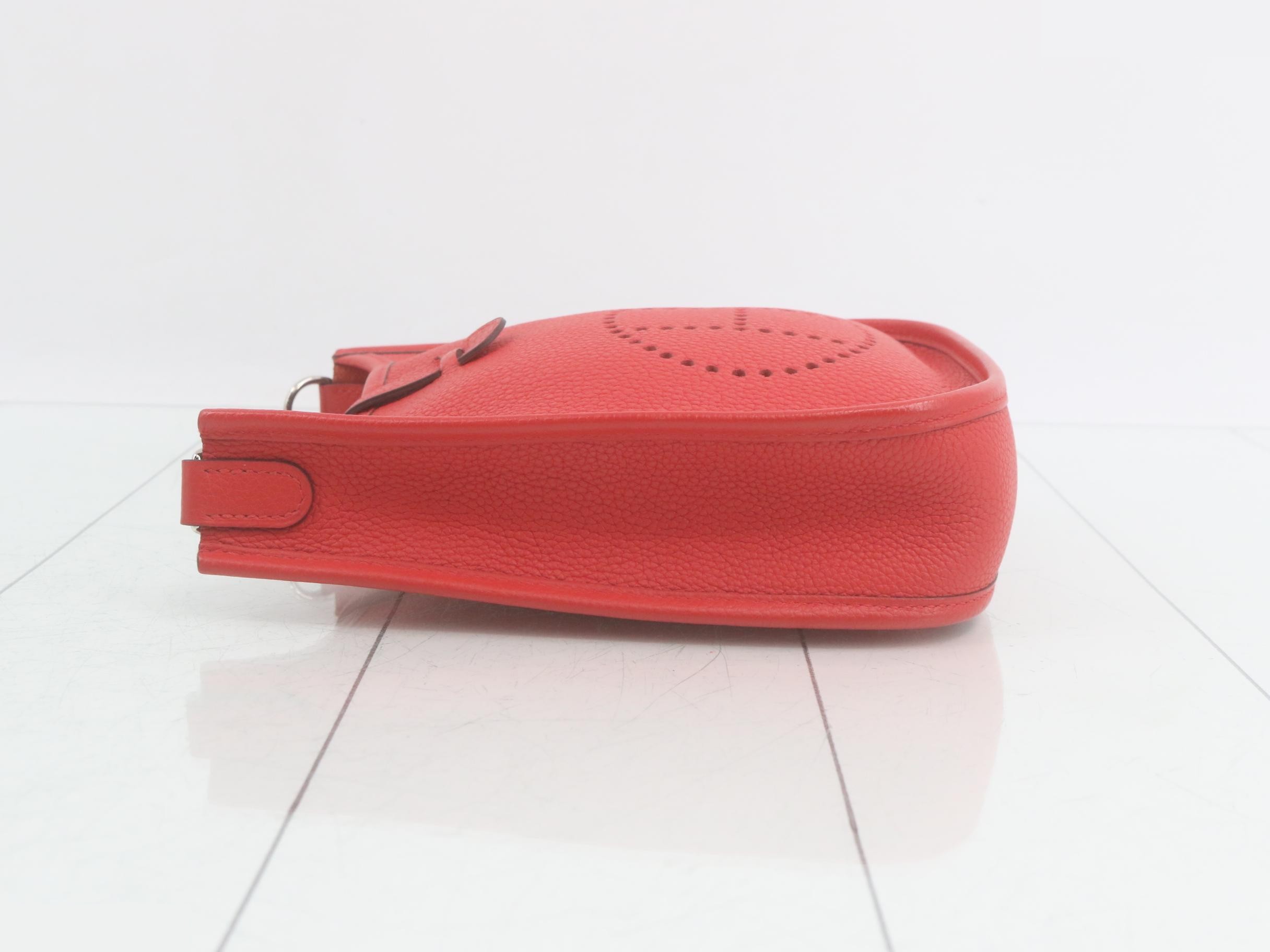 Evelyn TPM Taurillon Clemence Shoulder Bag (D stamp) — view 4