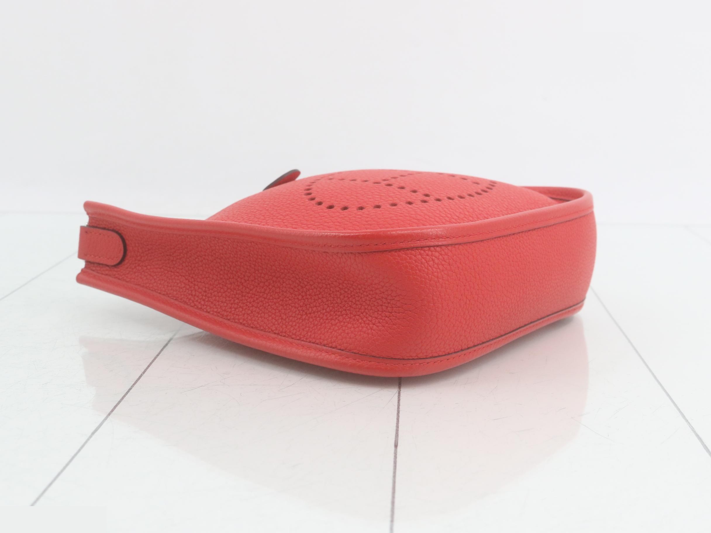 Evelyn TPM Taurillon Clemence Shoulder Bag (D stamp) — view 5