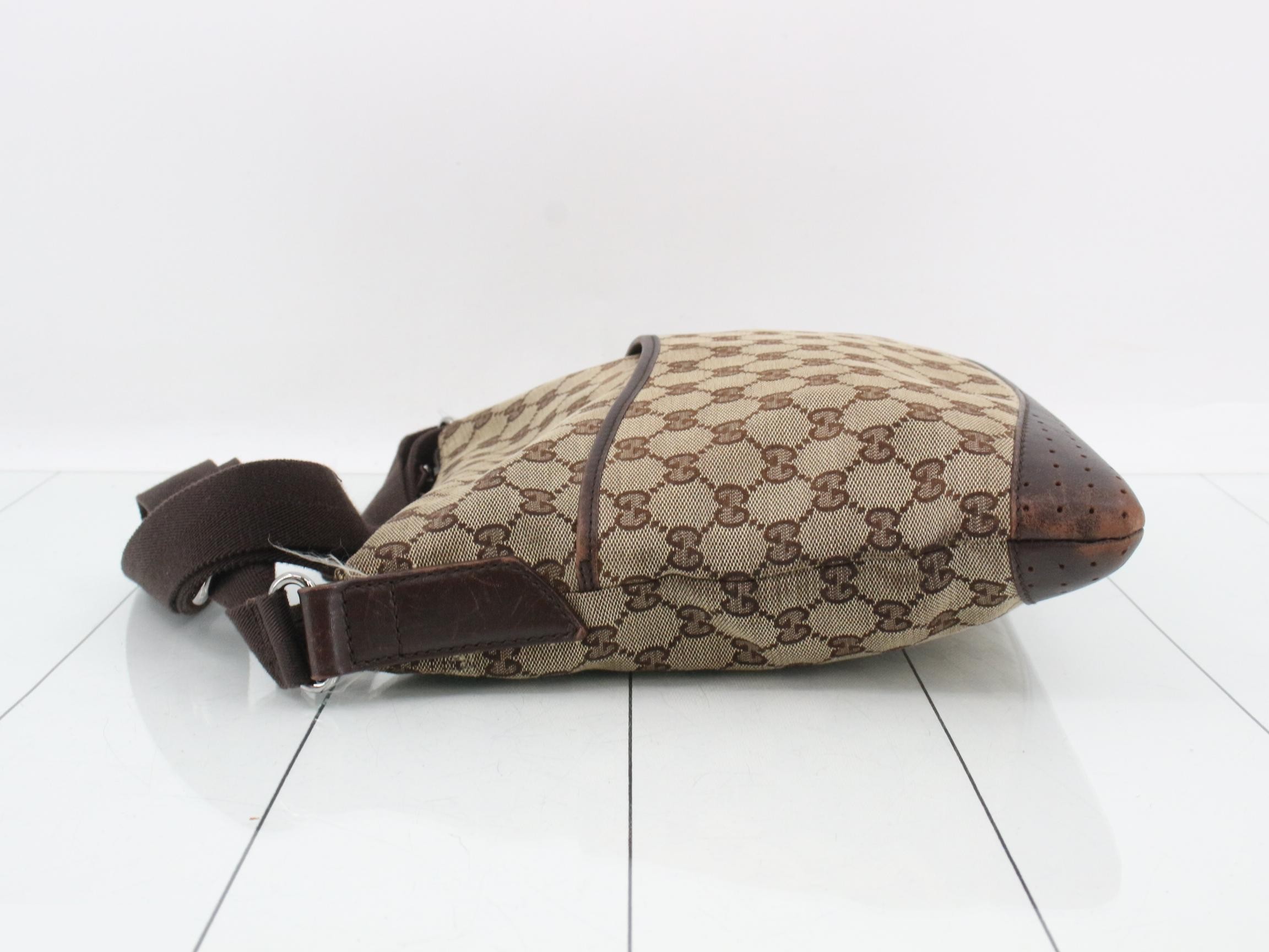 GG Canvas (Bag) - Shoulder Bag — view 4