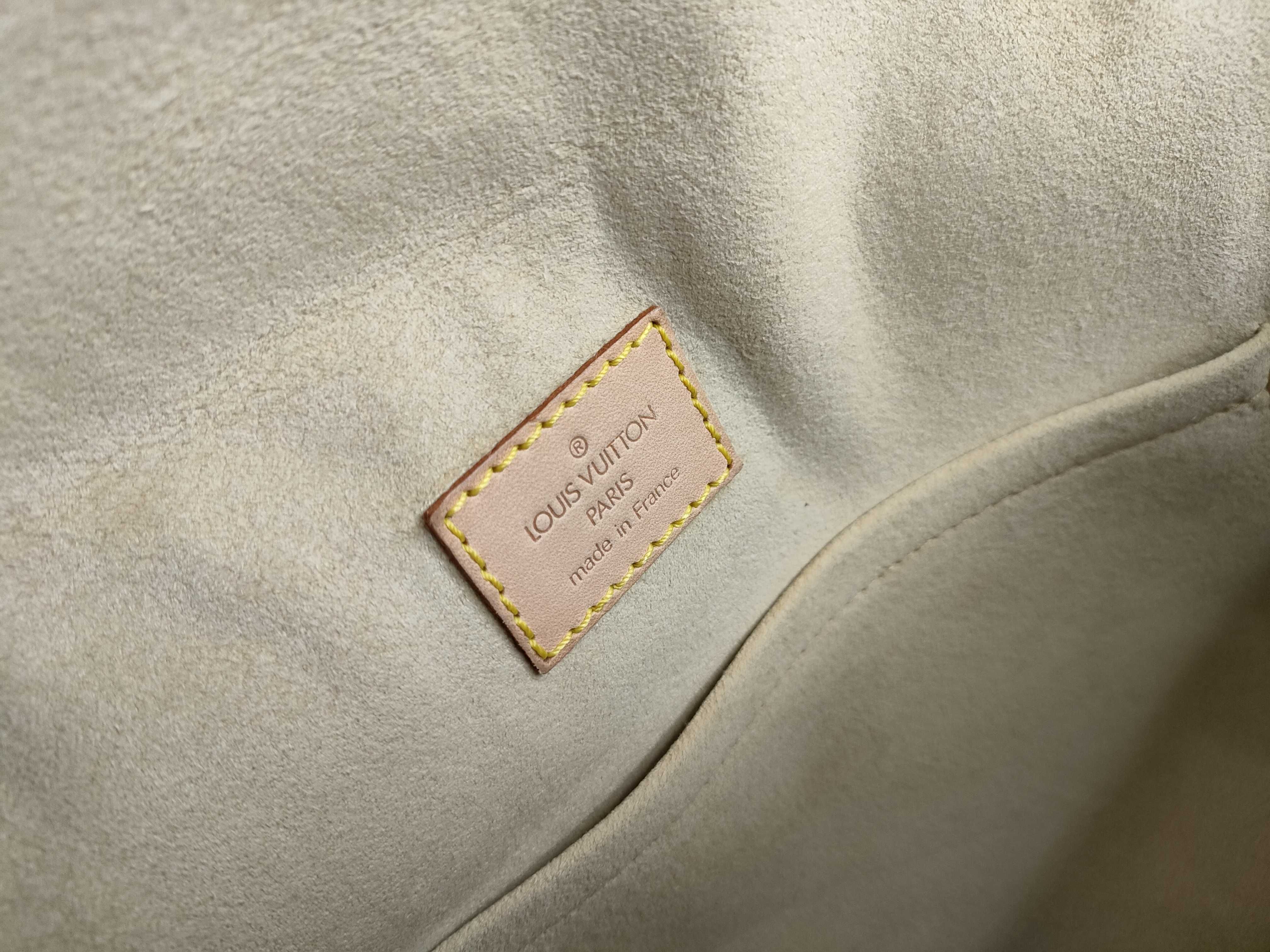 Monogram Louis Vuitton Monogram Hudson PM M40027 DU0065 Shoulder Bag — view 11